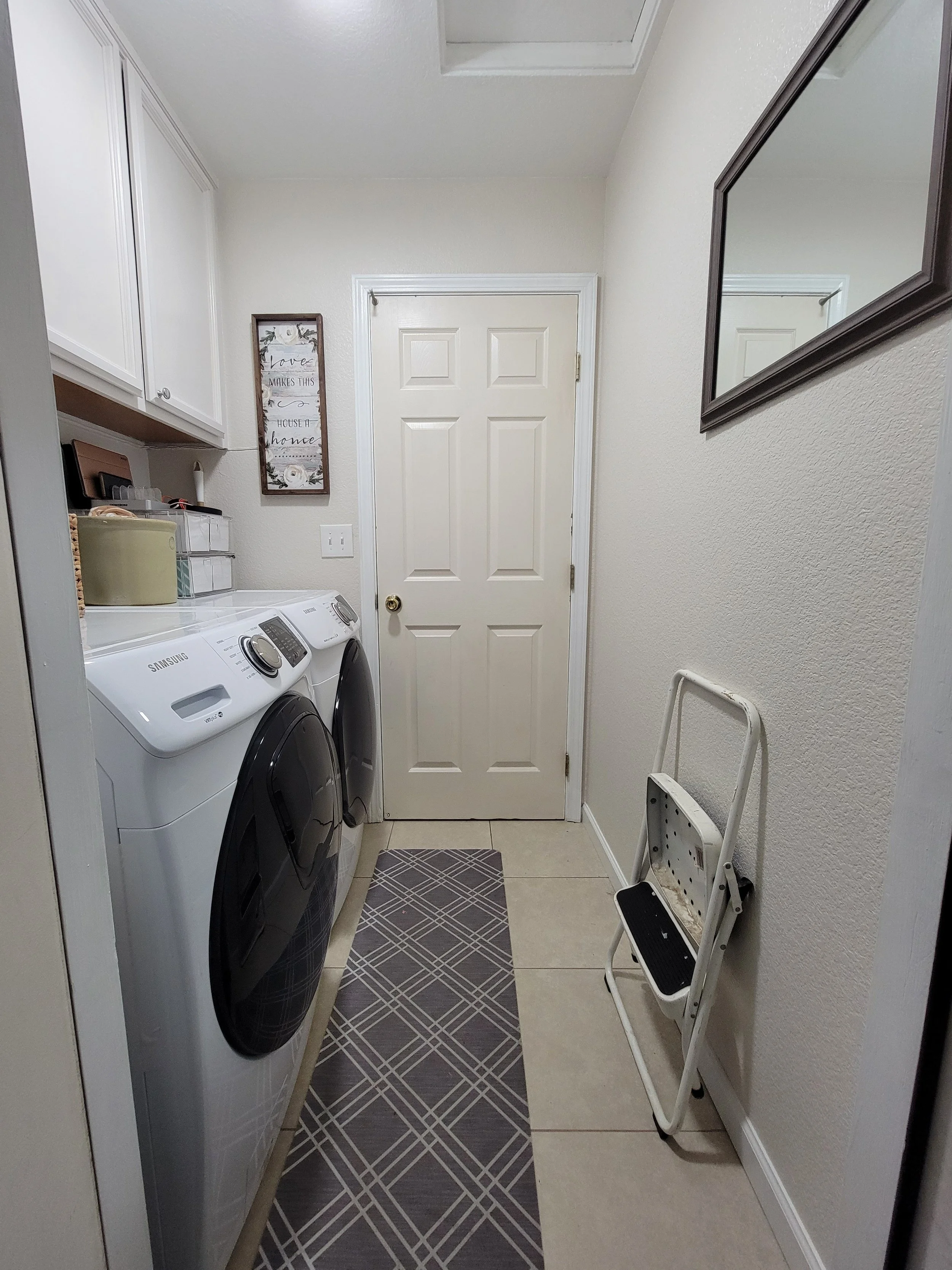 homebyjacksonandlee-DIY-elevated-laundry-room-before-3.jpg