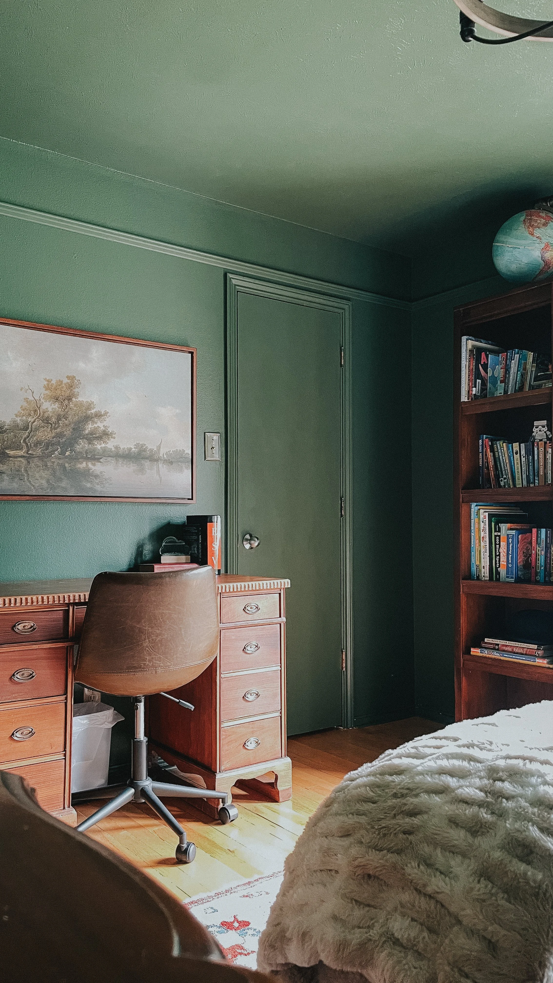 after-tween-vintage-boys-bedroom-one-room-challenge-11.jpg
