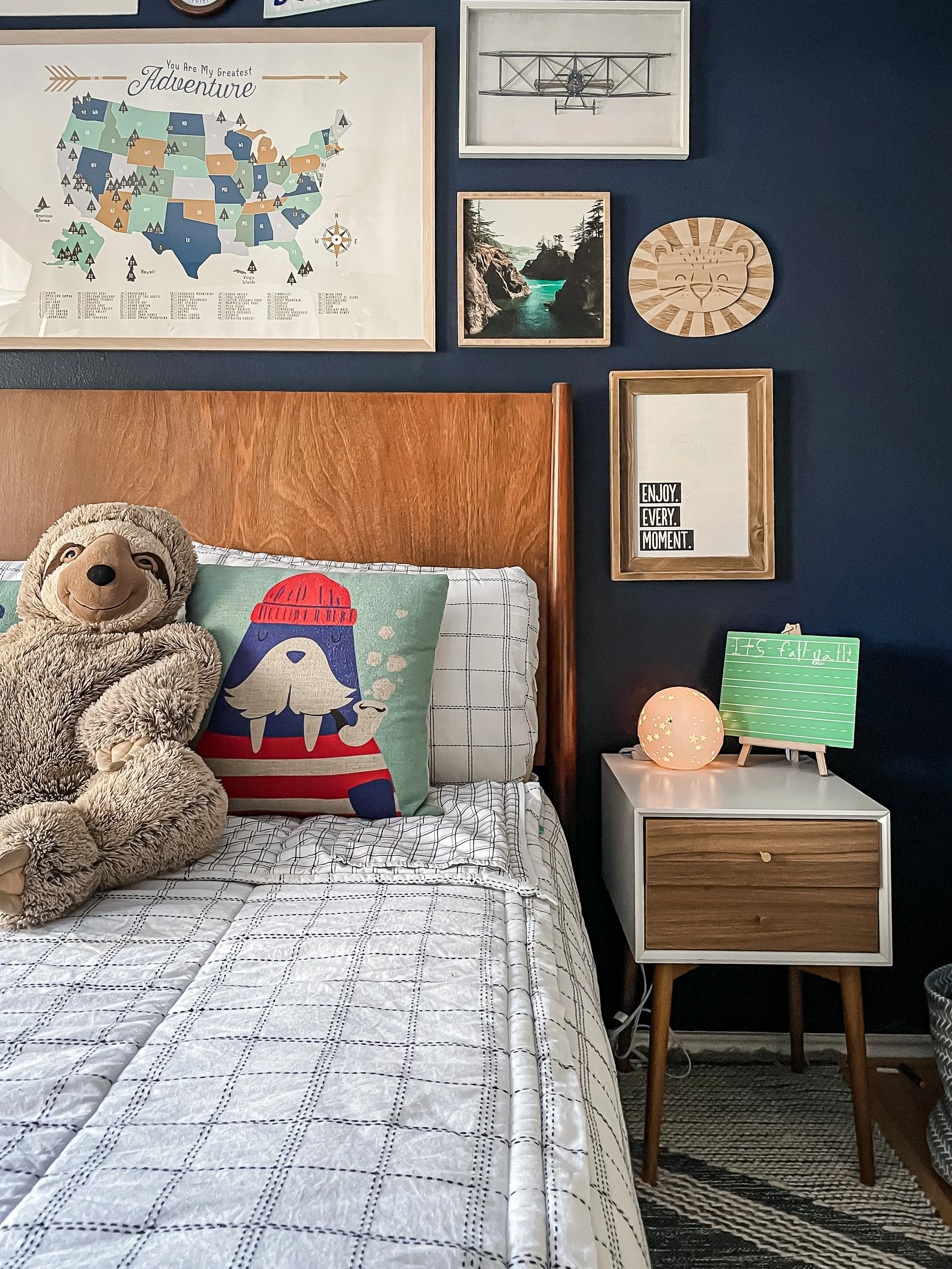 before-tween-vintage-boys-bedroom-one-room-challenge-7.JPG