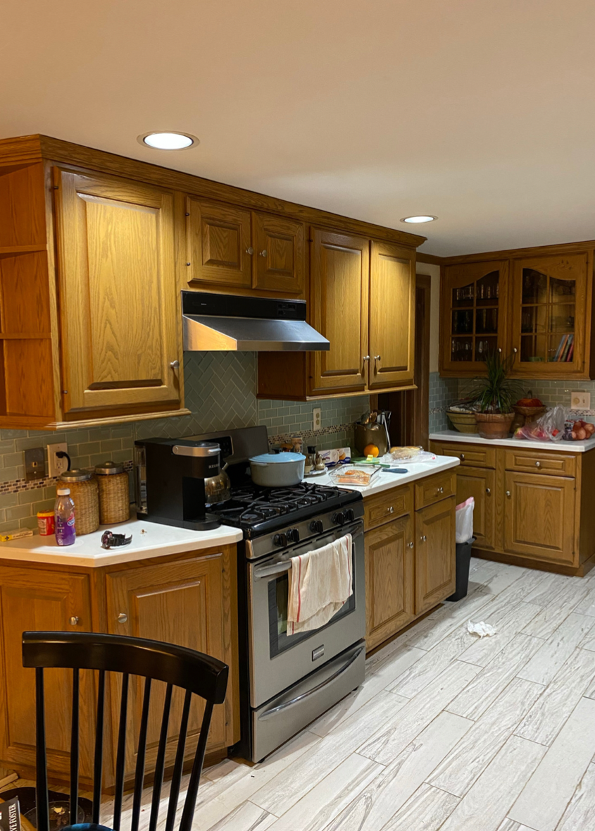 homespun-styling-co-galley-kitchen-before-4.png