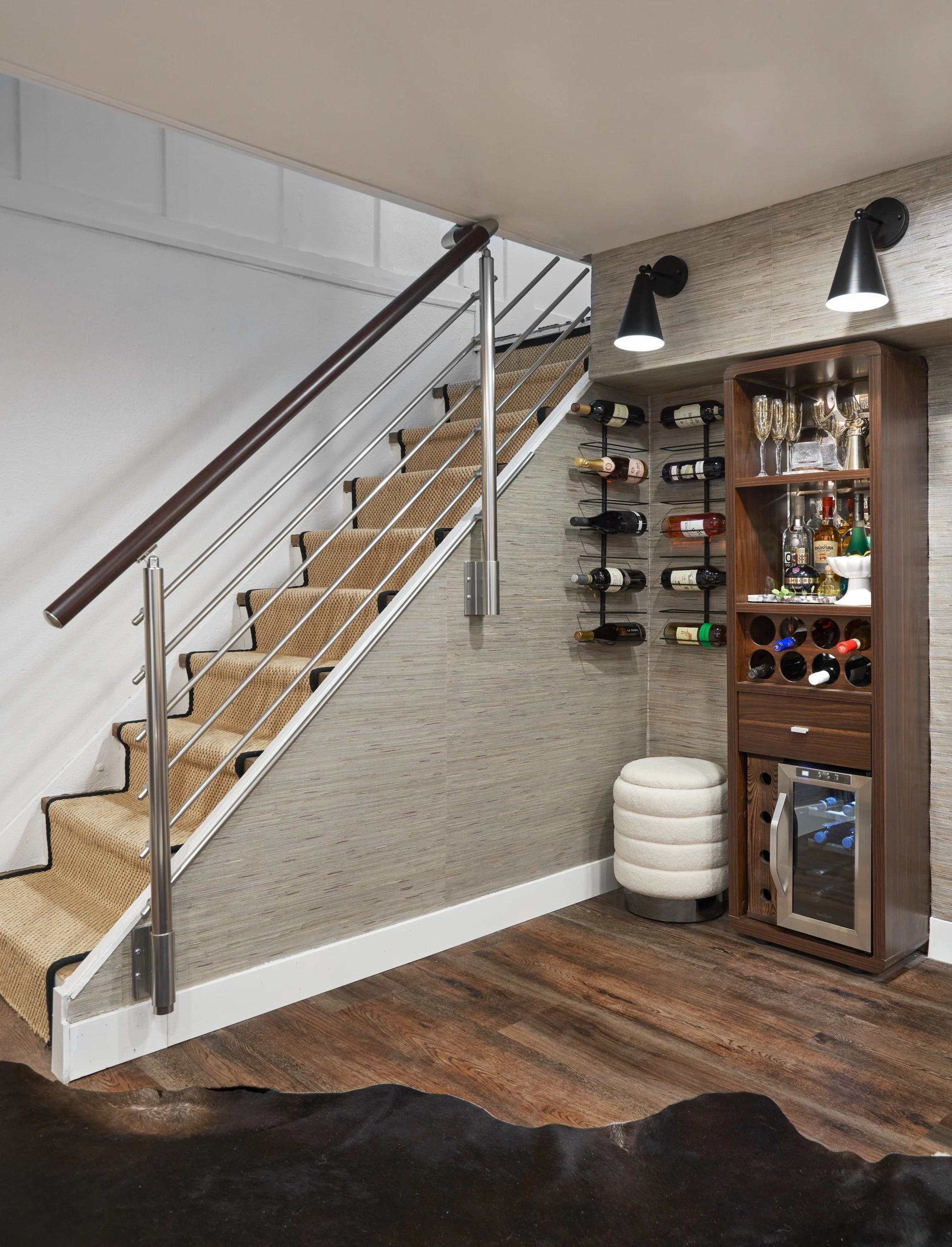Staircase+and+bar.jpg