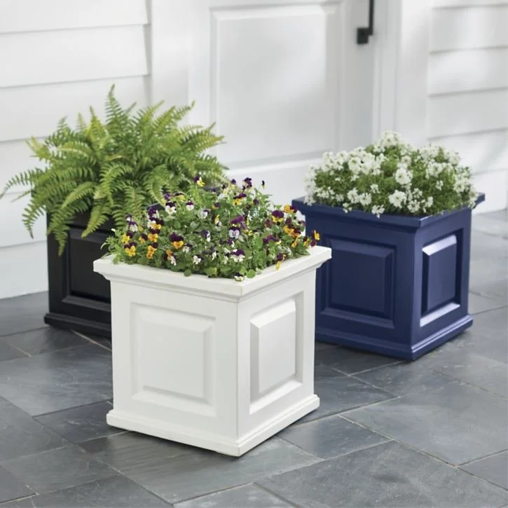 Nantucket Easy-Care Square Planter