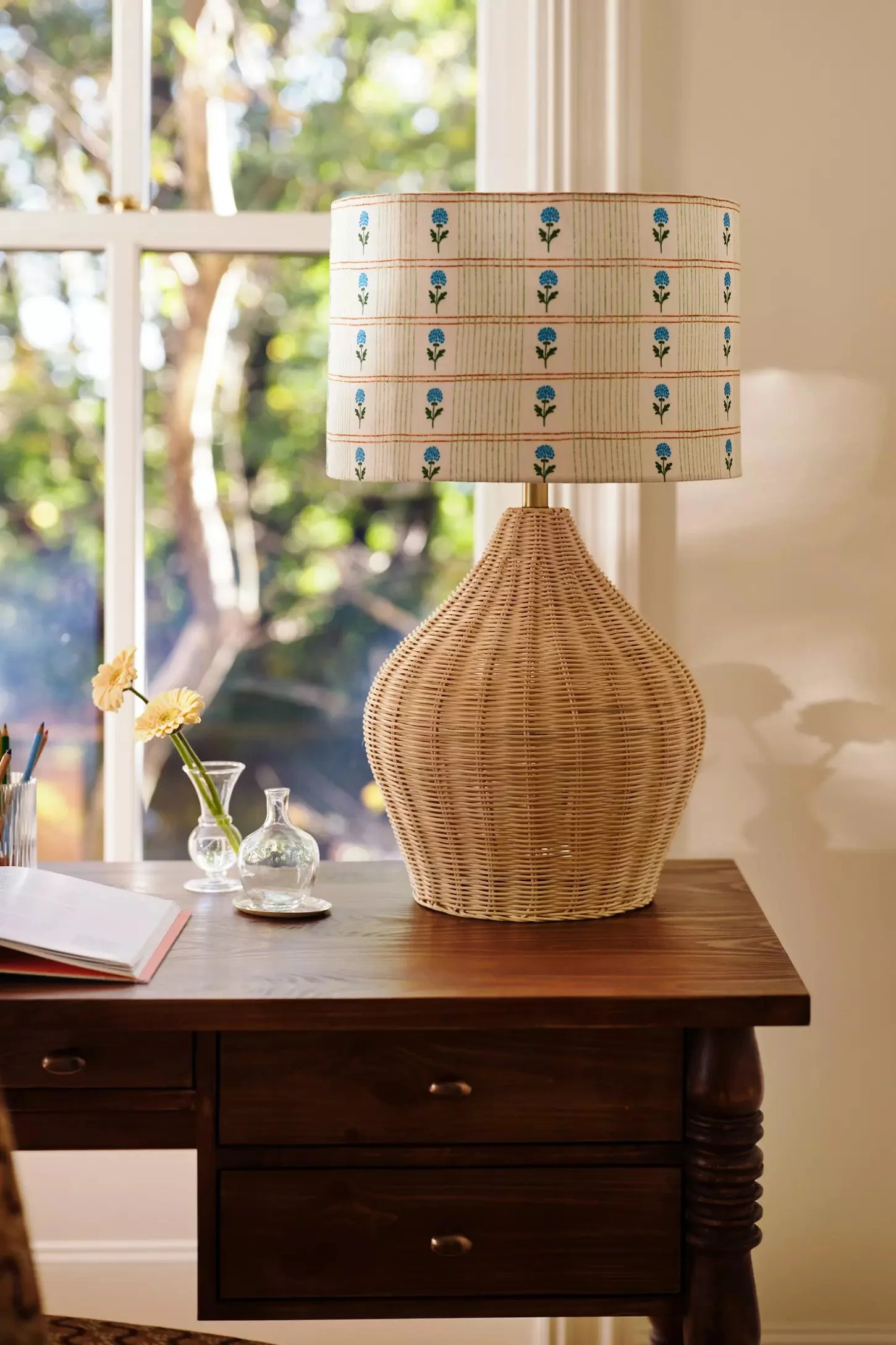 Brown Wicker Lamp Base