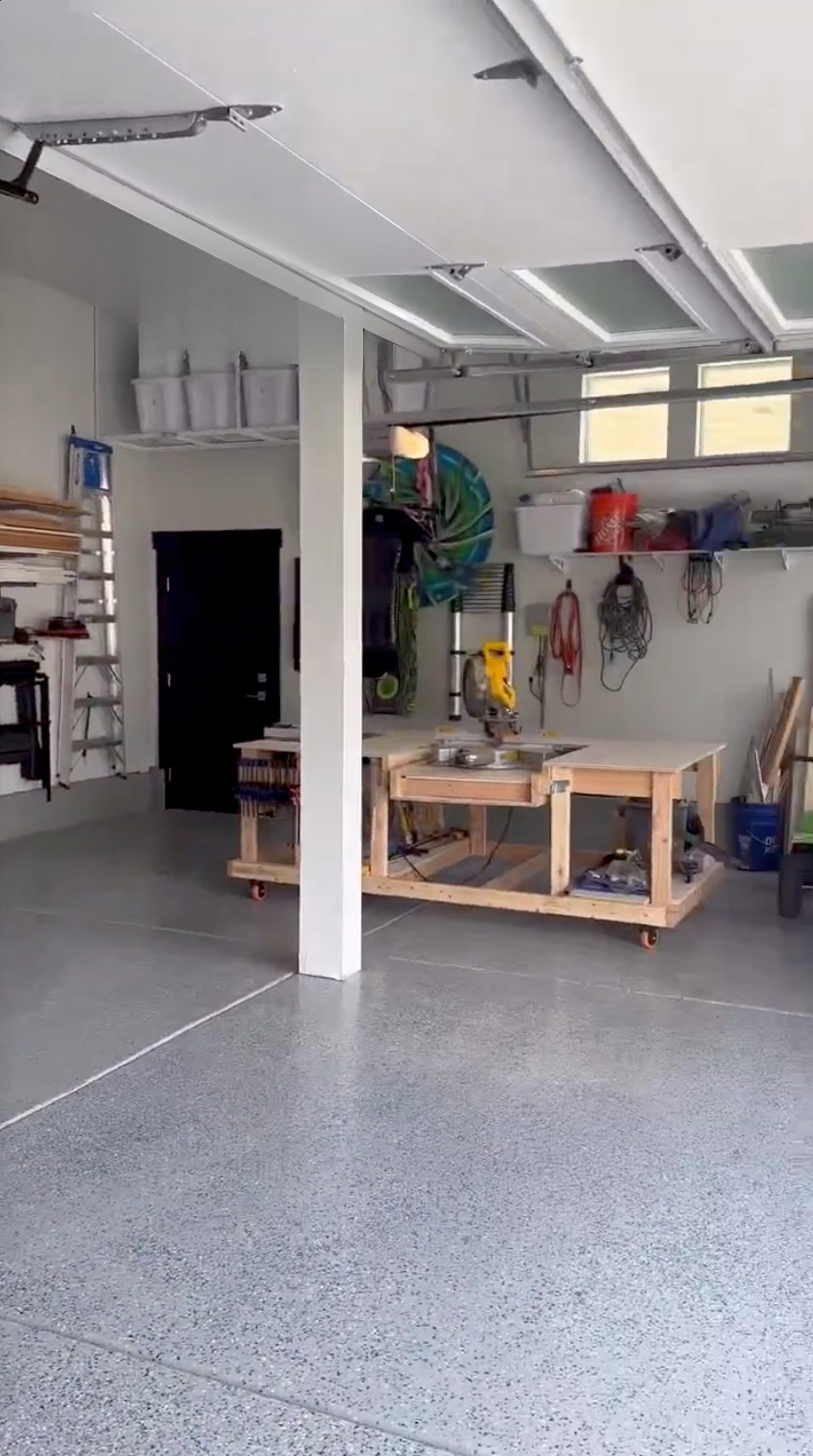mamacanbuildit-garage-after-2.png