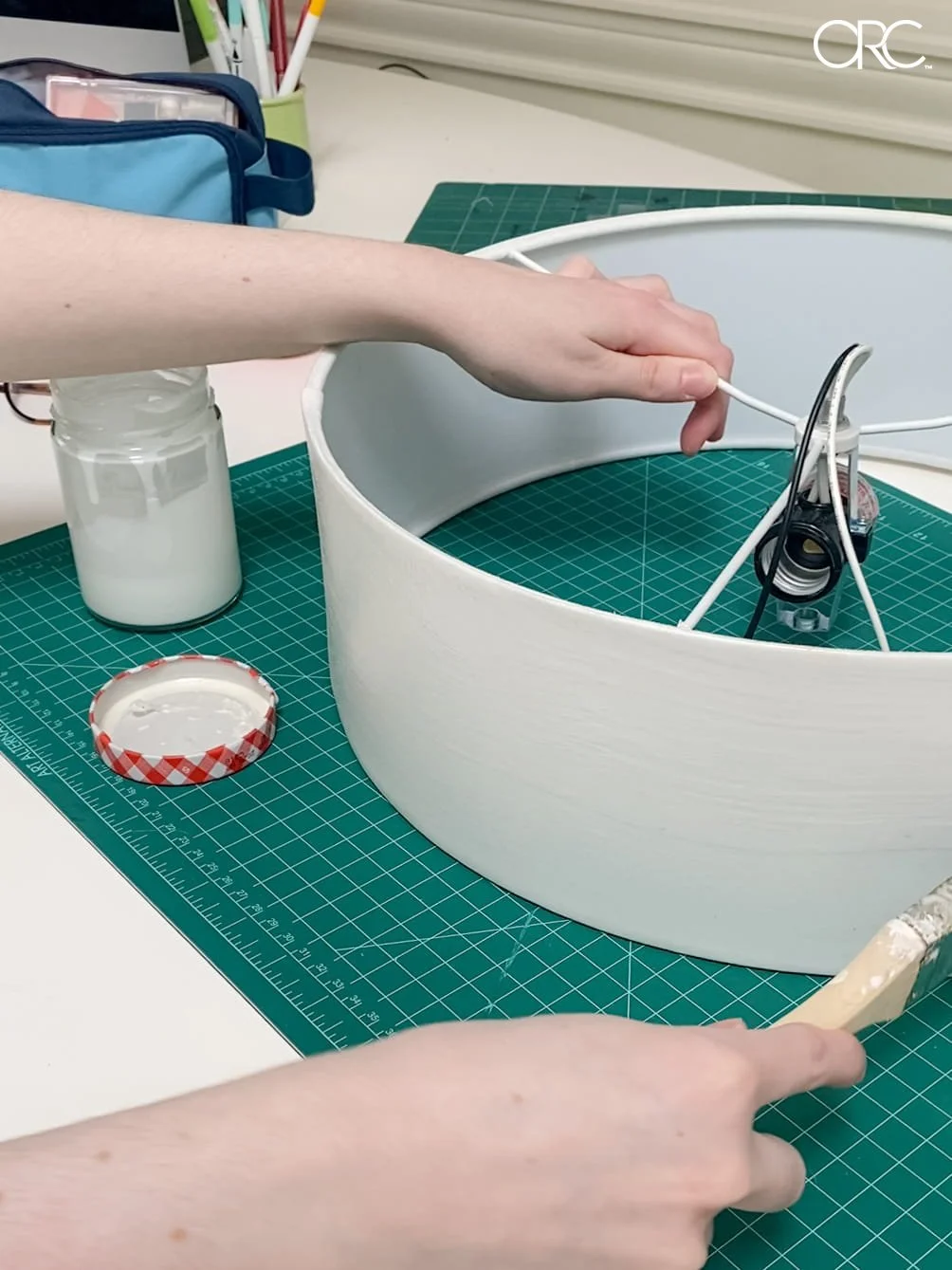 oneroomchallenge-frogtape-light-fixture-gesso.jpg
