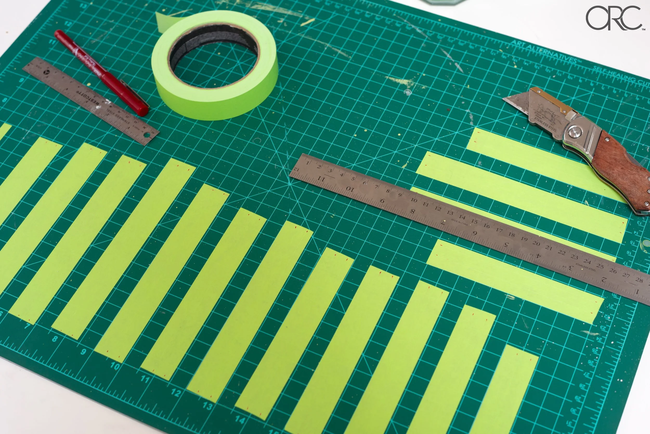 oneroomchallenge-frogtape-light-fixture-tape.jpg