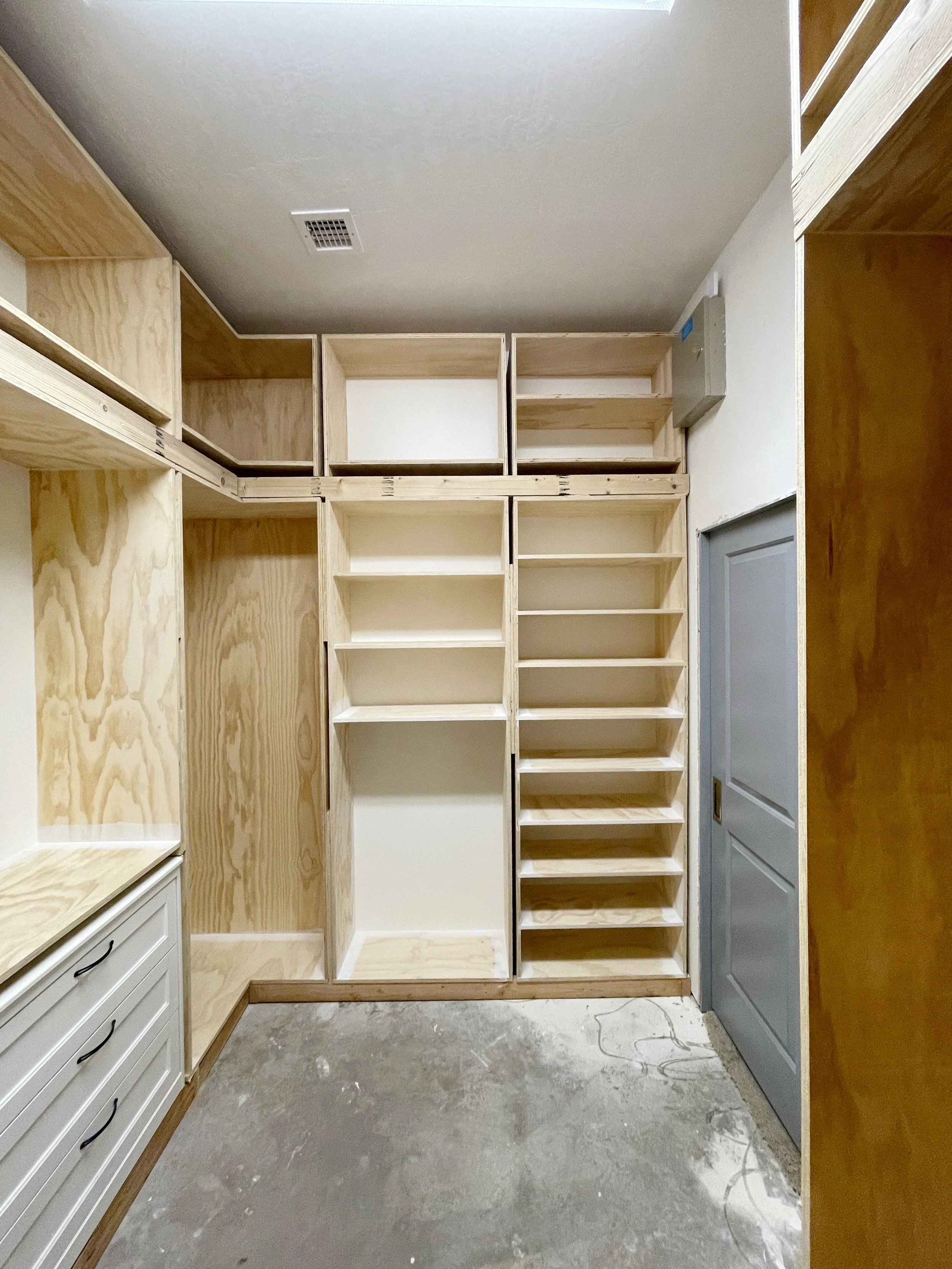 littlejoymarket-oneroomchallenge-DIY-closet-built-ins-boxes-progress-10.jpeg