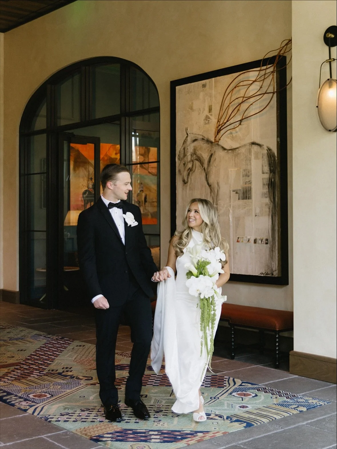 K + M at Bowie House&mdash; effortlessly chic + cool 🤎 the most perfect fall day!

Venue: @bowiehouseauberge 
Coordination: @confettiandvow 
Photography: @corrynbecksteadphotography 
Florals: @thehouseofhonor_ 
Content creation: @content.by.steph 
D