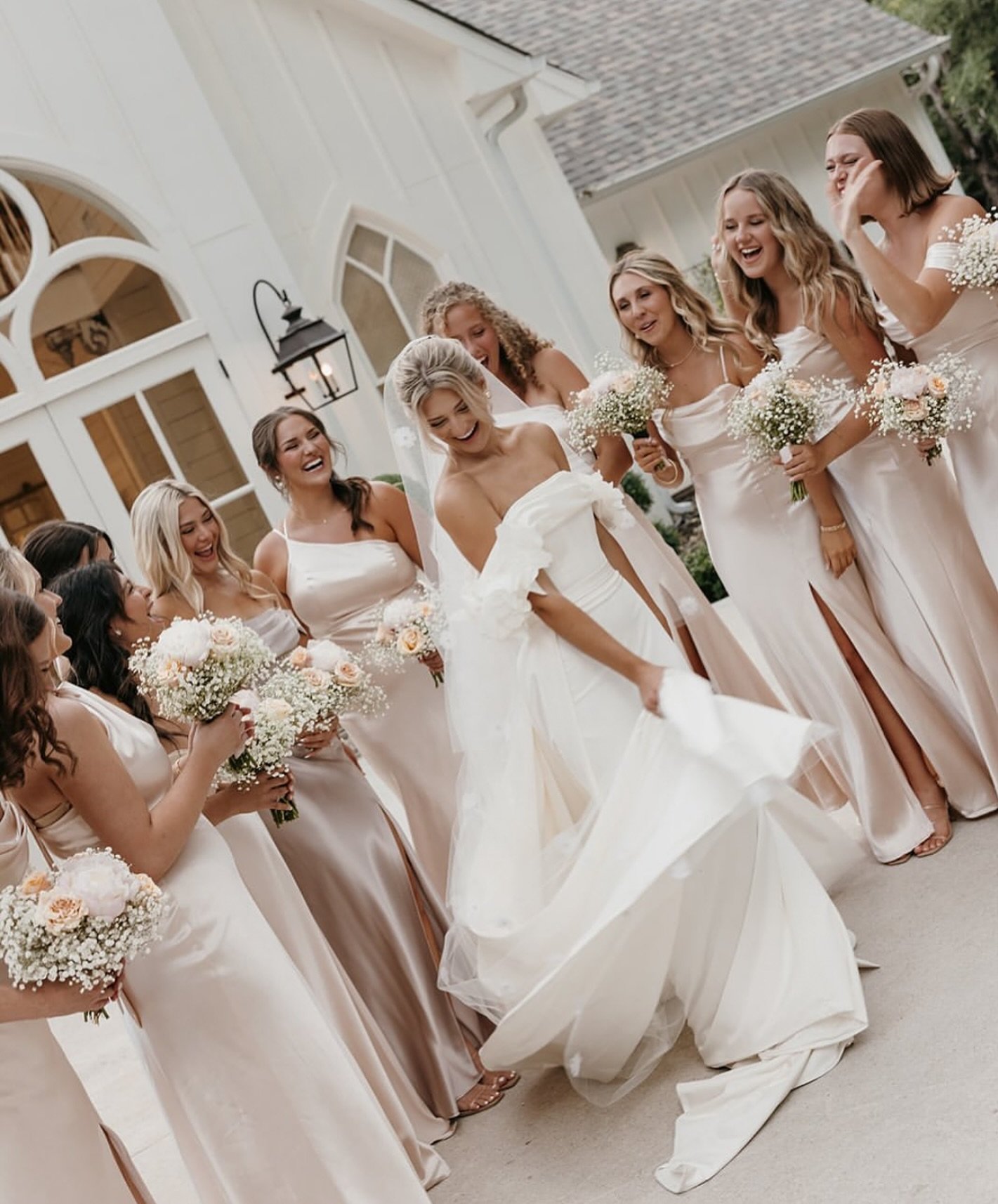 Celebrating surrounded by your girls, nothing is better!! 🤍

Venue: @thefrenchfarmhousevenue 
Wedding Planner: @confettiandvow 
Photography: @medaabigailphotography 
Videography: @emilyyrosefilms 
Makeup: @haileysarahbeauty 
Hair: @hardyhairhair 
Fl