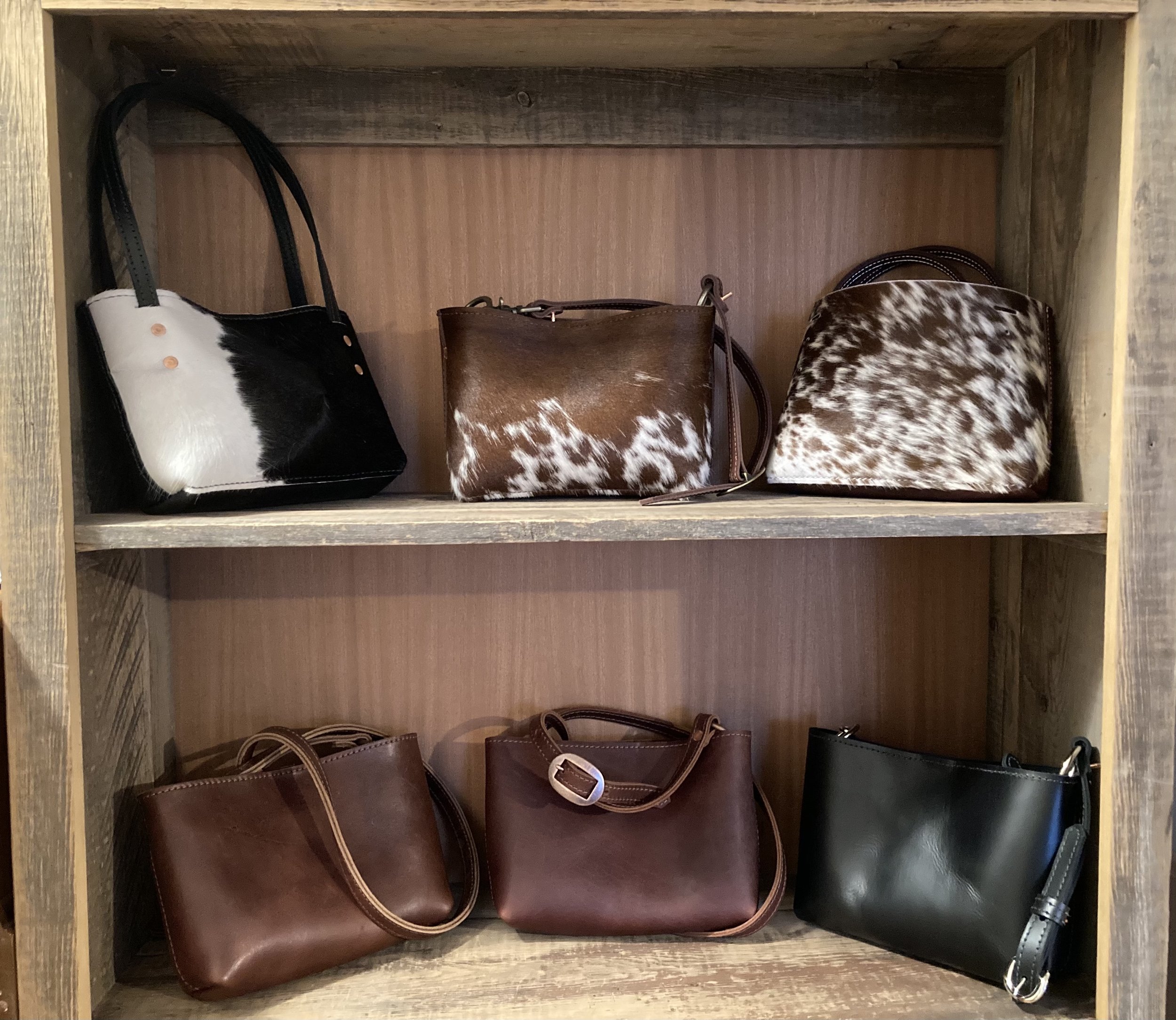 6 Purses on Shelf pic.jpeg
