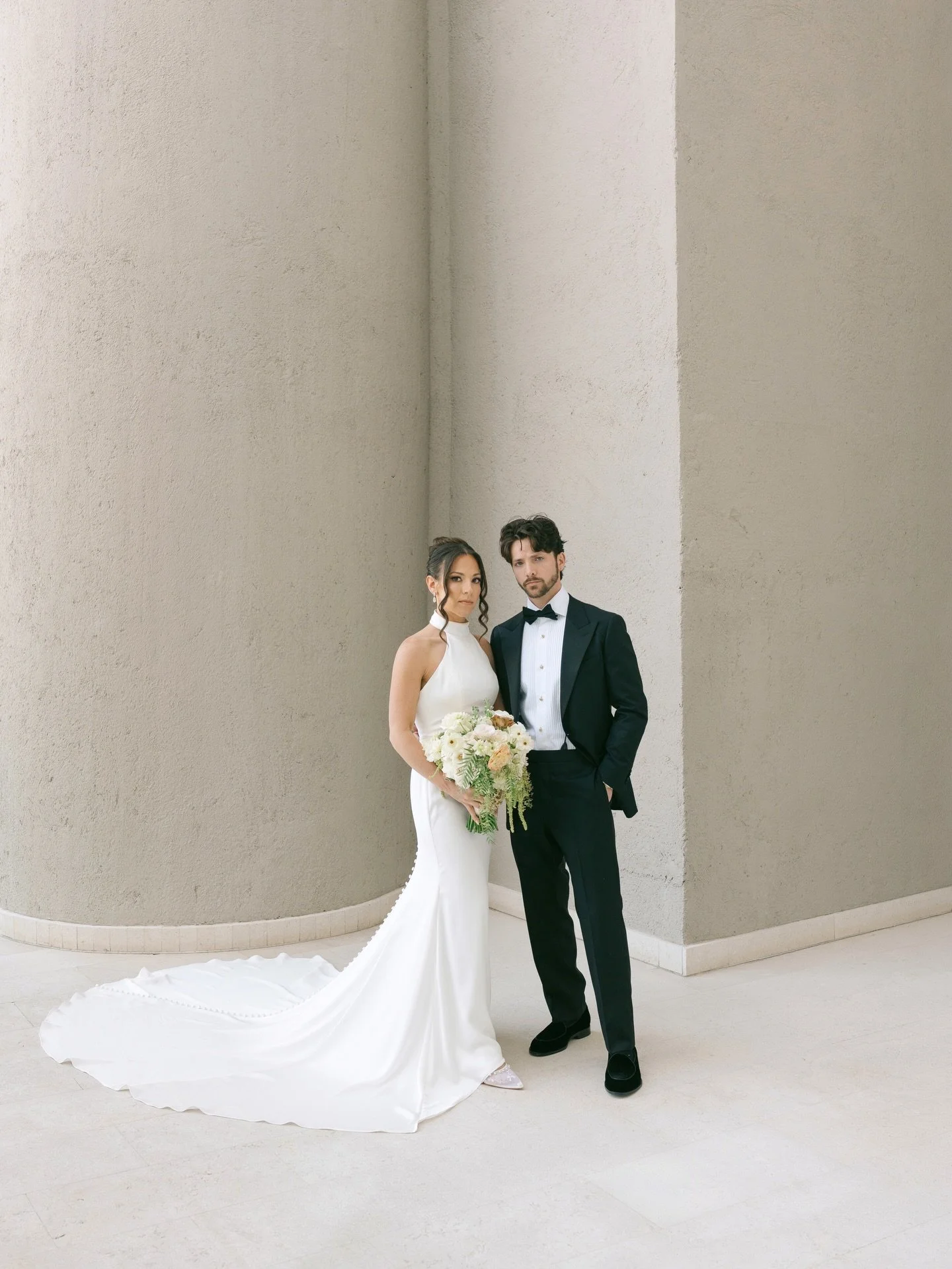 Linsey &amp; Adam in Los Cabos ✨
A small, intimate day&hellip; just the people that truly matter.

Everything felt easy, real, and full of meaning. No rush, no pressure just love and good energy all around.
The kind of day you don&rsquo;t forget.

Cr