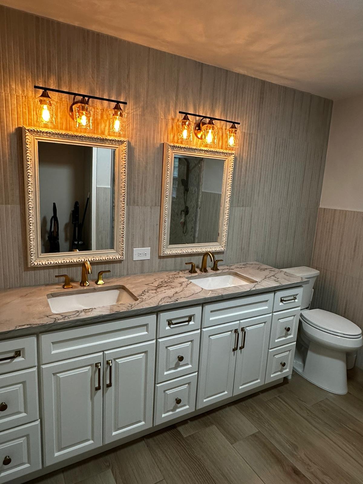 PHOTO-2025-12-15-20-23-02 8.jpg