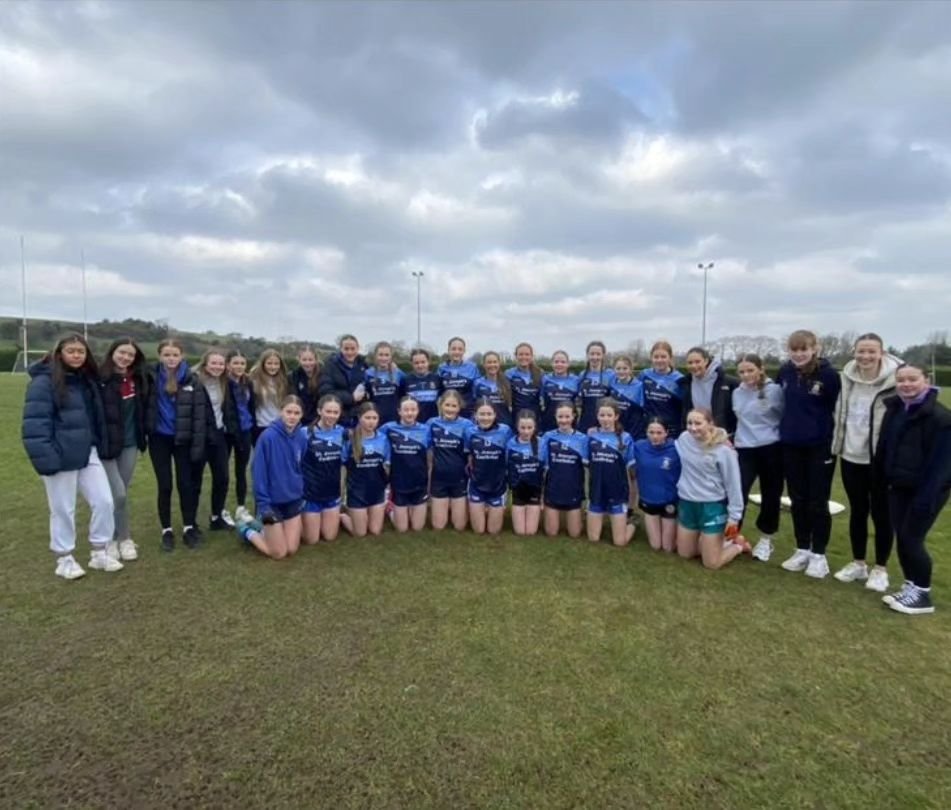 Congratulations to our u14 Navy team who beat St. Mary&rsquo;s Secondary School, Ballina to qualify for the Connacht Semi Final today.&nbsp;👏🏻

The team got off to a flying start with 4 goals in the first 20 minutes and did well to hold the lead ag