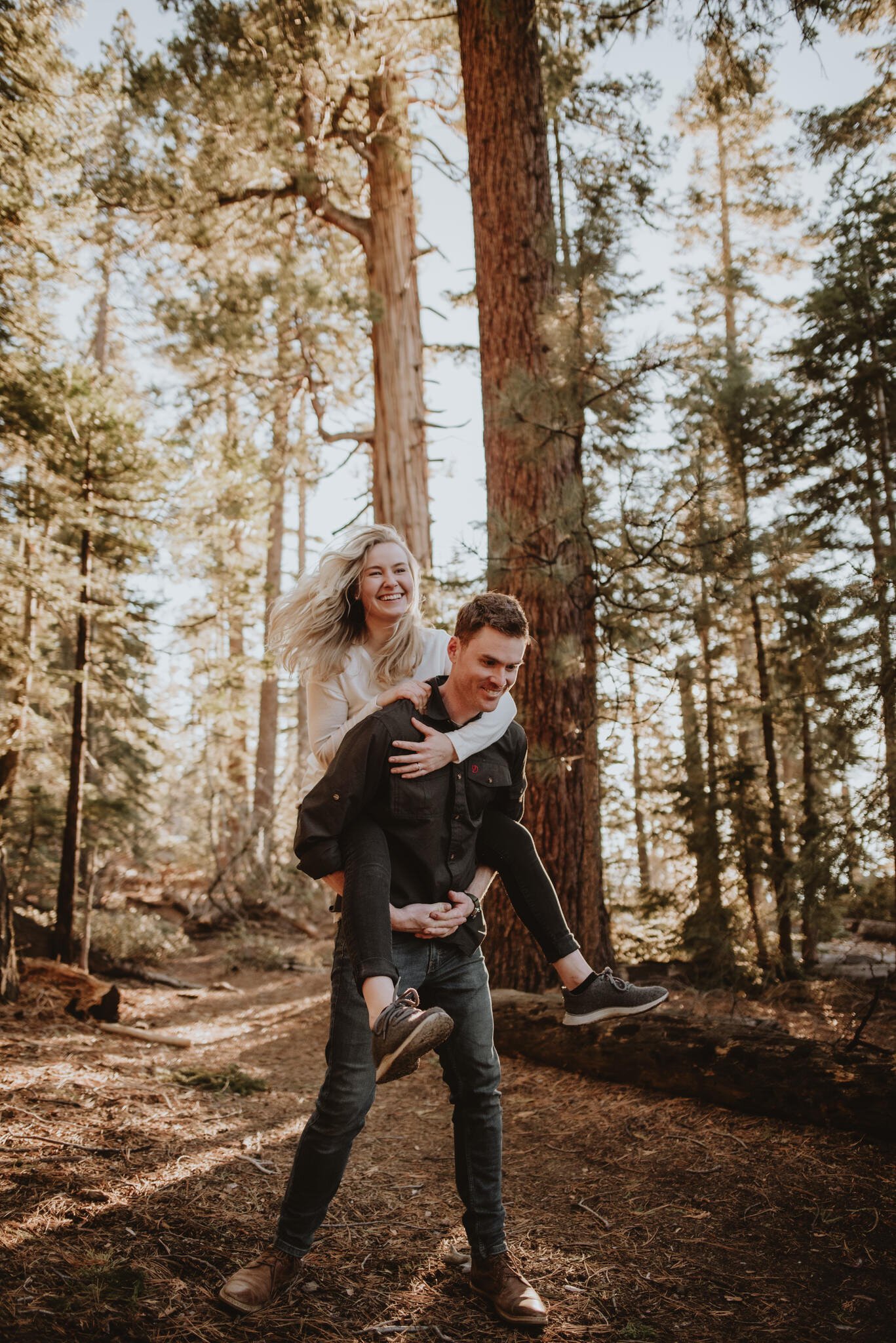 Kaylie-Sirek-Photography-Lake-Tahoe-Engagement-Couples-Session-024.jpg