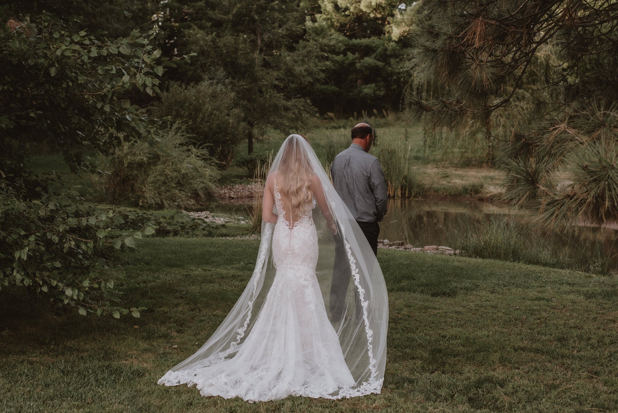 Kaylie-Sirek-Photography-Elopement-Father-Daughter-First-Look-001.jpg