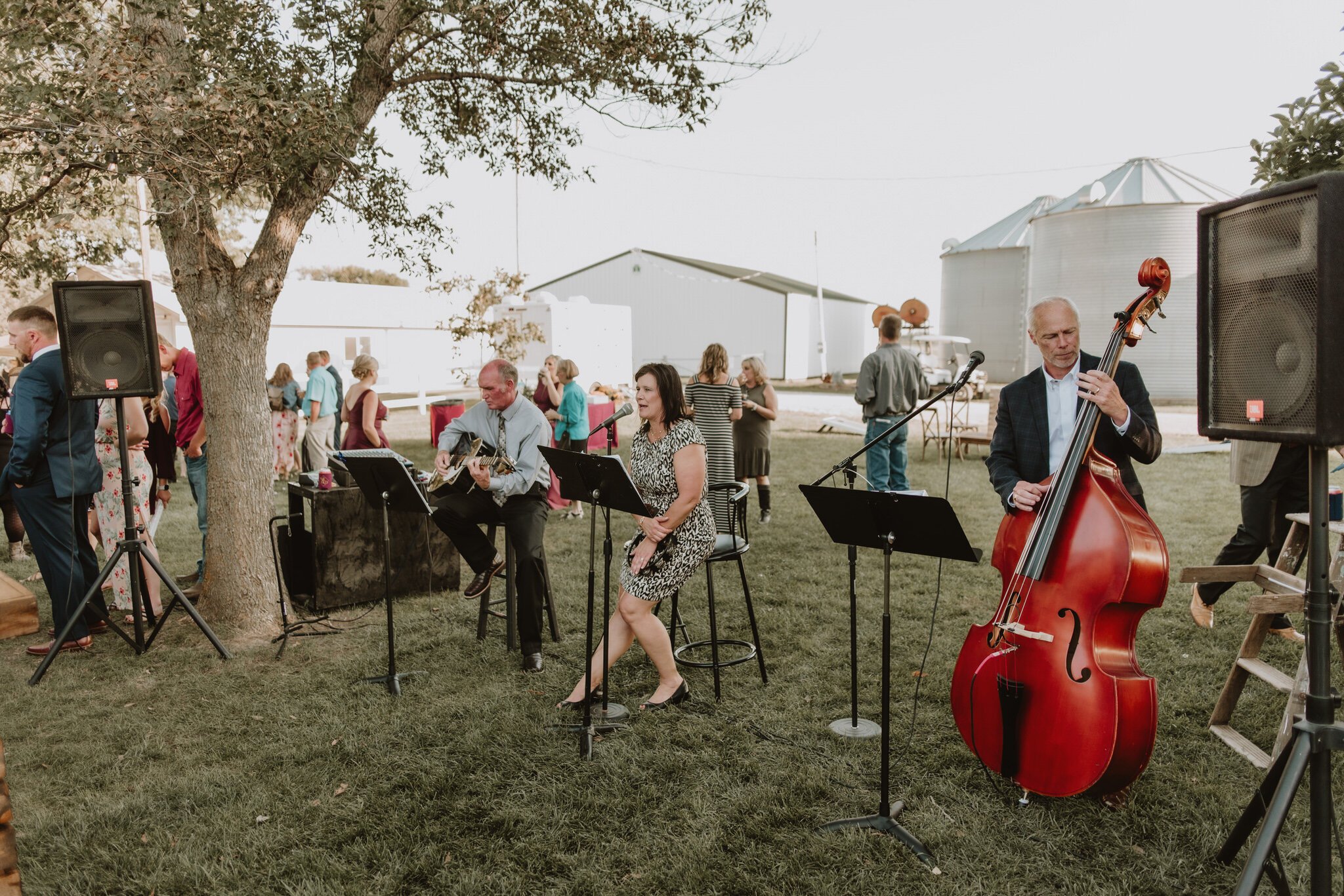 Kaylie-Sirek-Photography-Backyard-Wedding-119.jpg