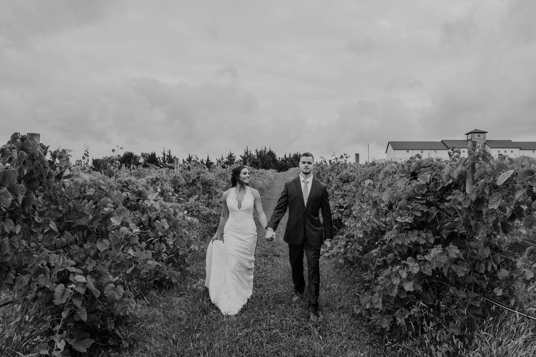 Kaylie-Sirek-Photography-Glacial-Till-Wedding-024.jpg