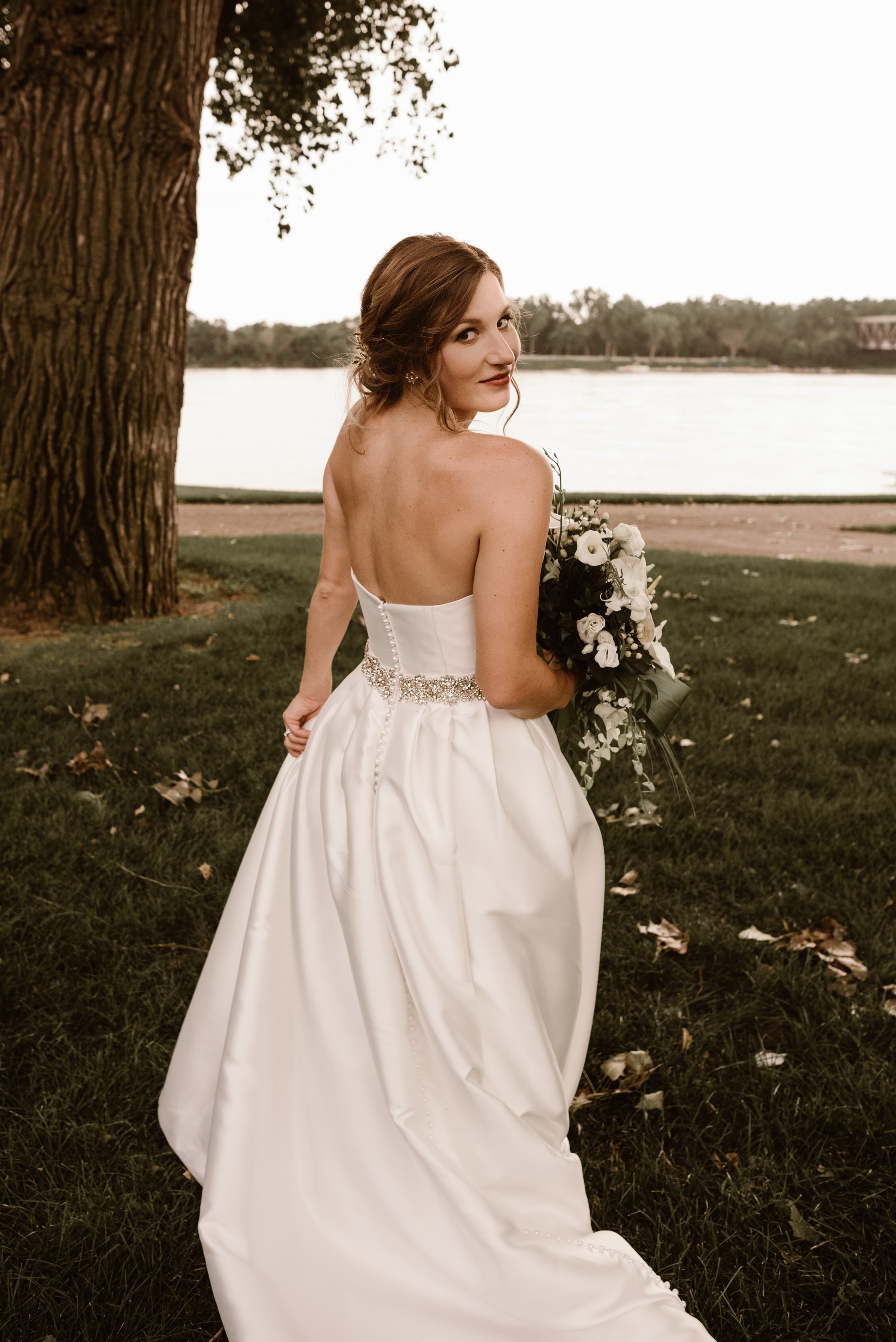 Kaylie-Sirek-Photography-Yankton-SD-Old-Mill-Wedding-089.jpg