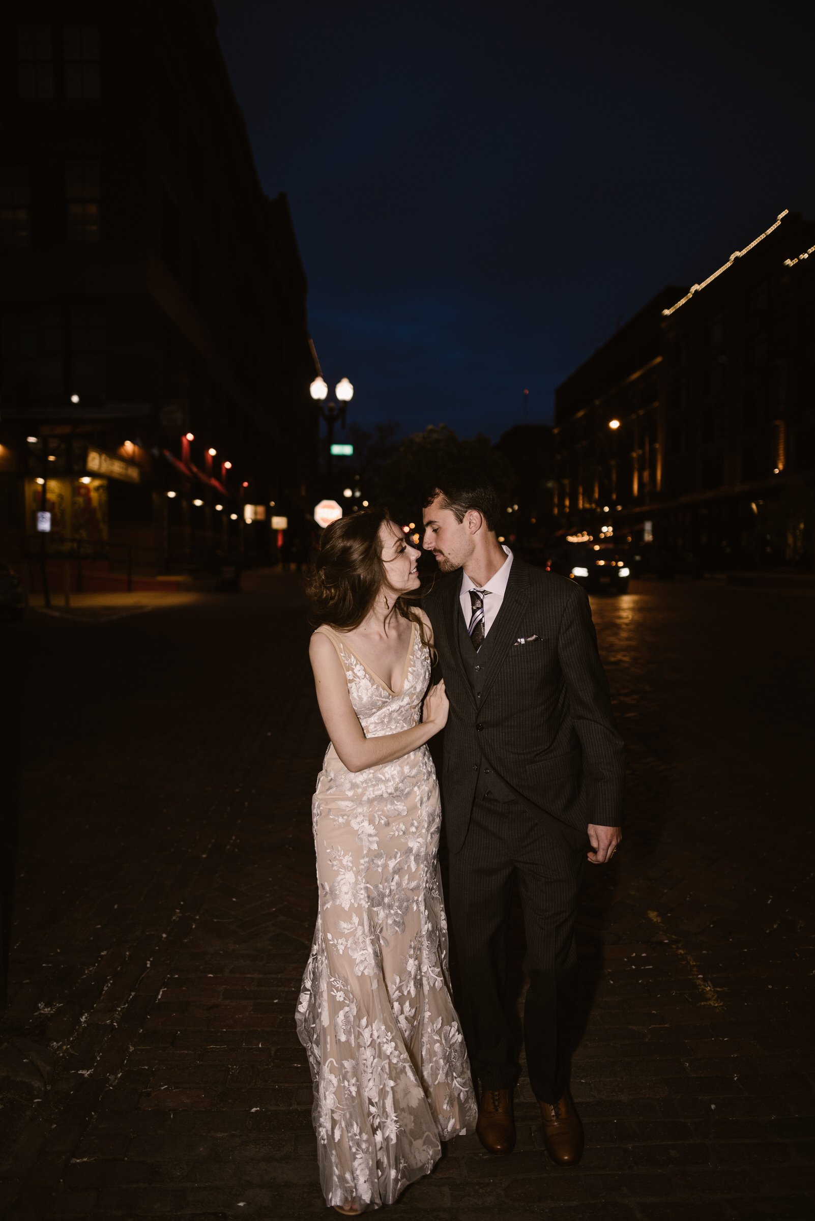 Downtown-Omaha-Wedding-Kaylie-Sirek-Photography-165.jpg