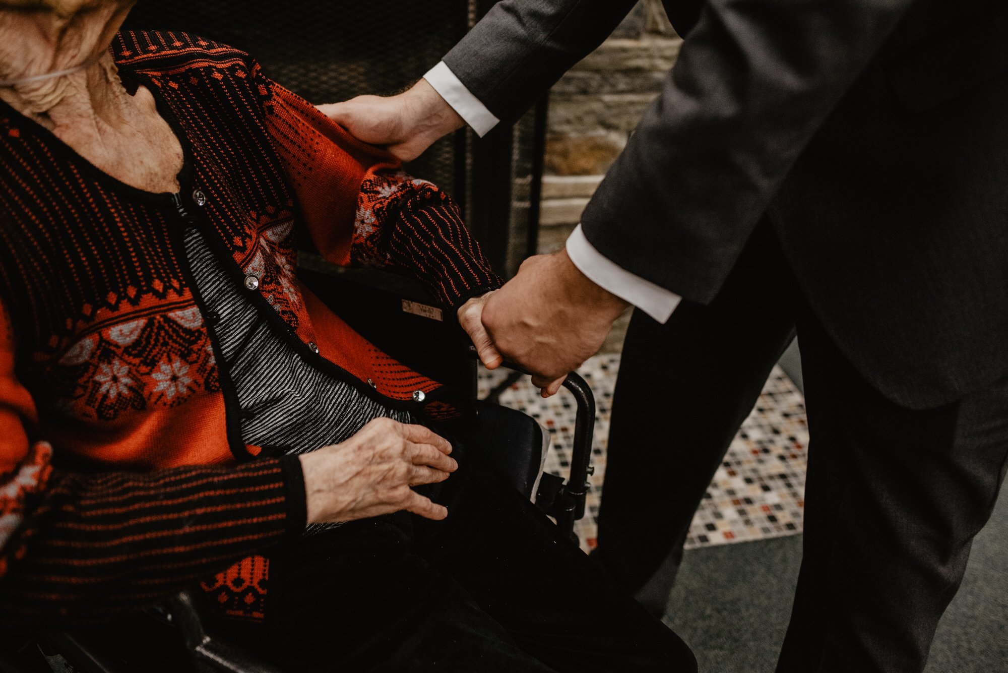 Kaylie_Sirek_Photography_Grand_Island_Kearney_Hastings_Lincoln_Nebraska_Wedding_Engagement_Grandma_Grandparent_Delray_Downtown_DowntownLincoln_LNK_Emotional_Bride_Groom_Photographer_49.jpg