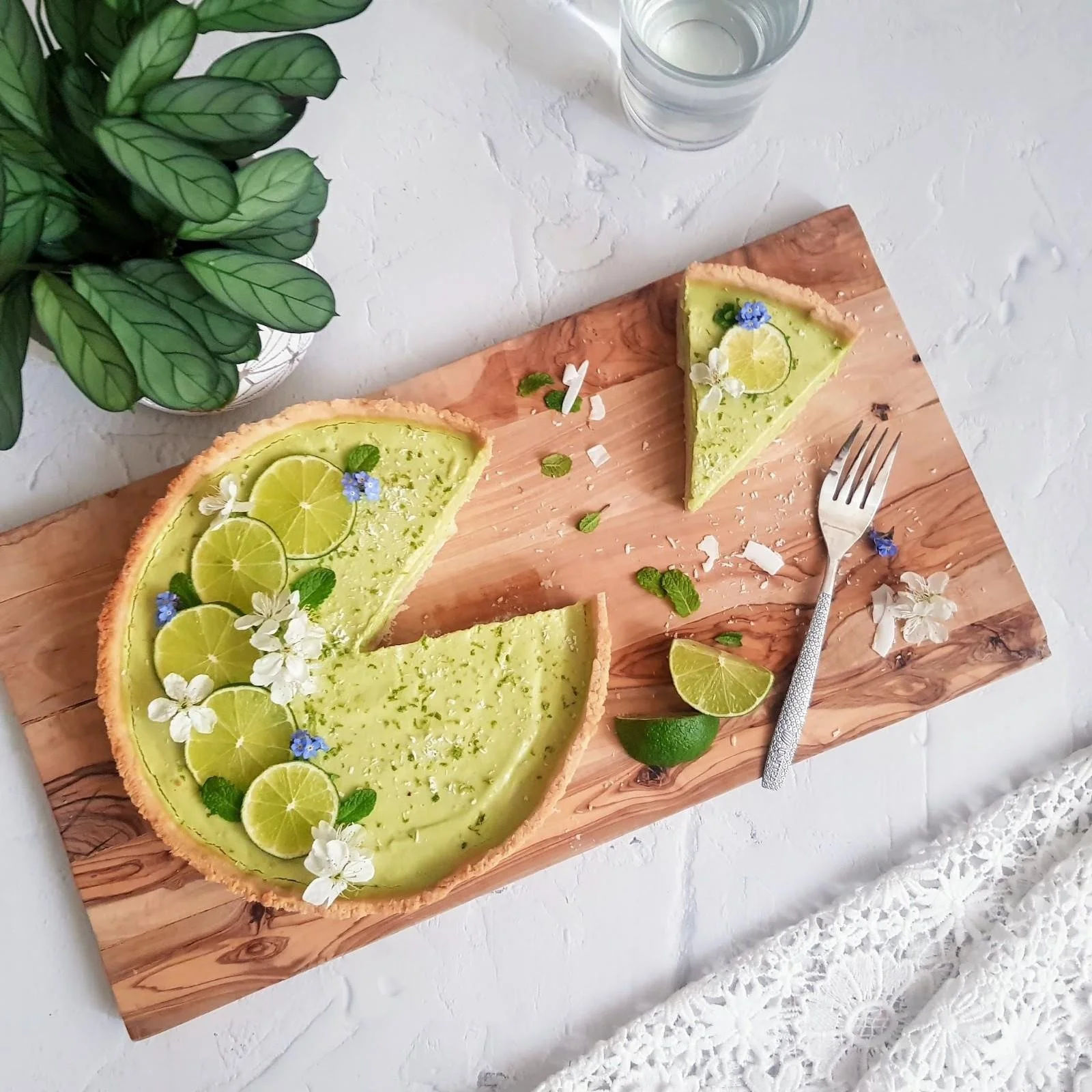 Vegan-Key-Lime-Pie-(2).jpg