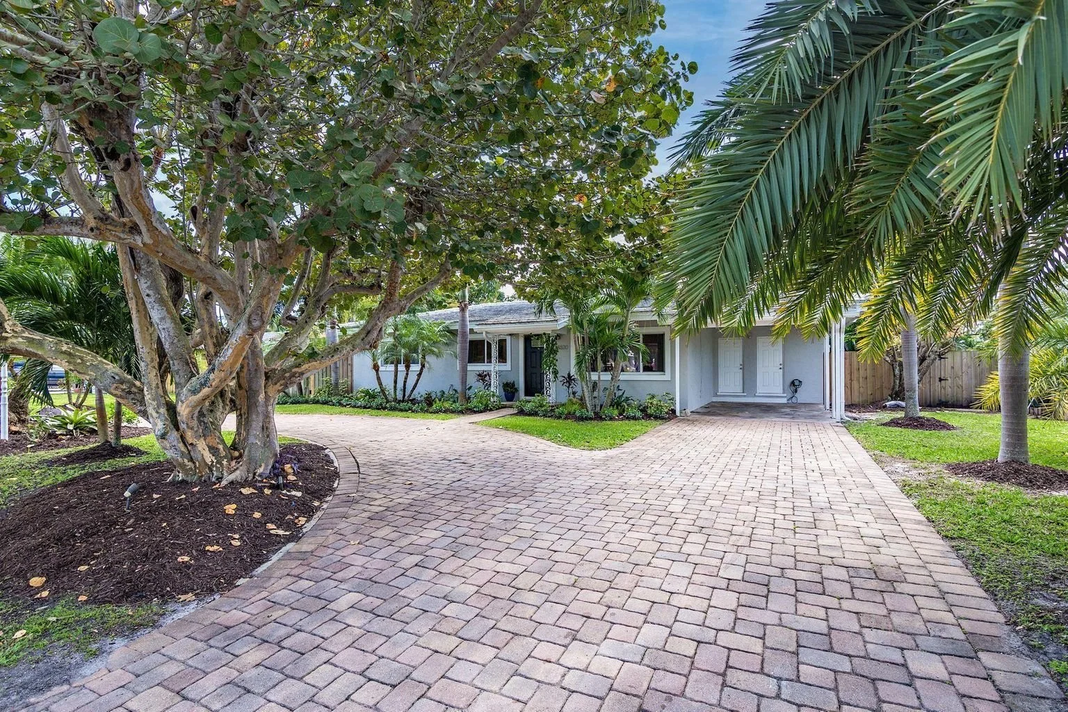 1820 Carandis Rd lake clarke shore, FL - Copy.jpg