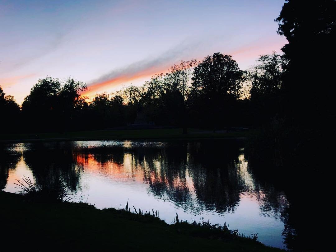 Taking time to reflect 🚲
.
.
.
.
.
 #sunshine #early #weather #sunsets #orange #instasky #skyporn #earlybird #mothernature #all_sunsets #skylovers #dawn #wakeup #sunrise_sunsets_aroundworld #silhouette #sunrise_and_sunsets #twilight  #super_holland 