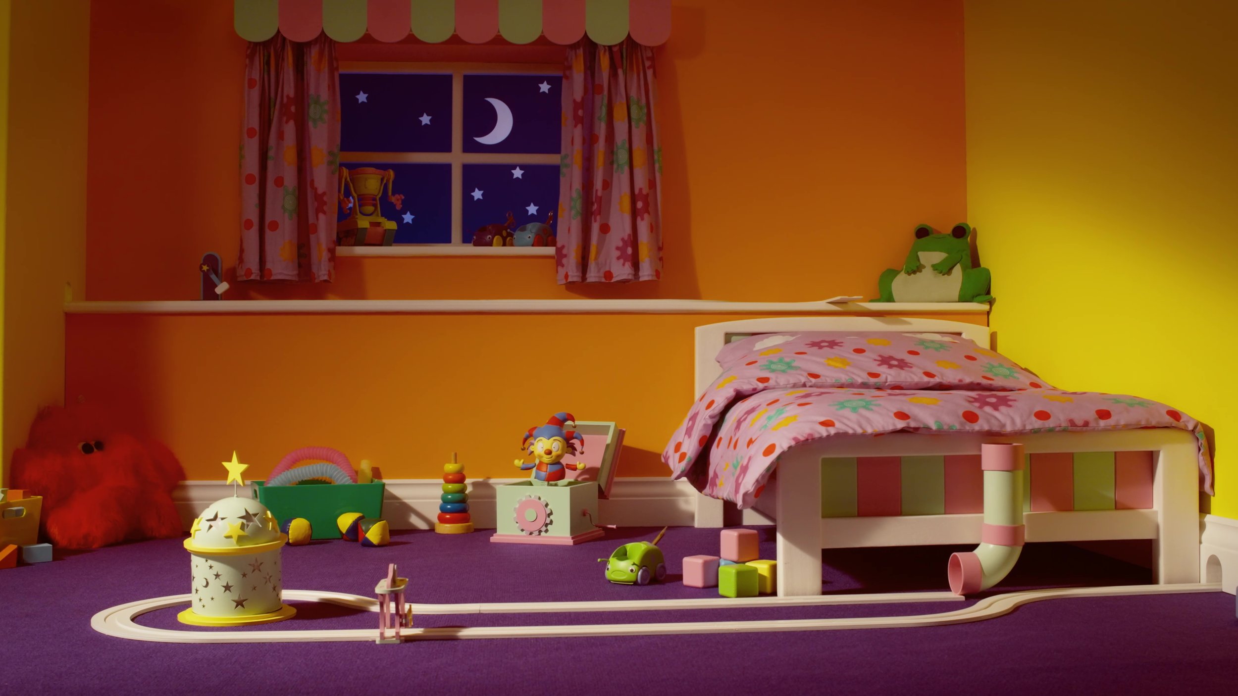 S3 Ep3 Bedtime.mp4- 00_04_22 -00002.jpg