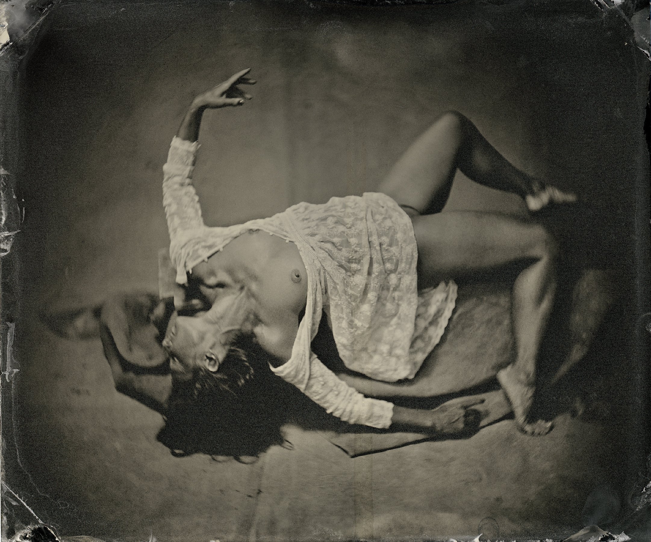Gaëlle_white_dress_lowres.jpg