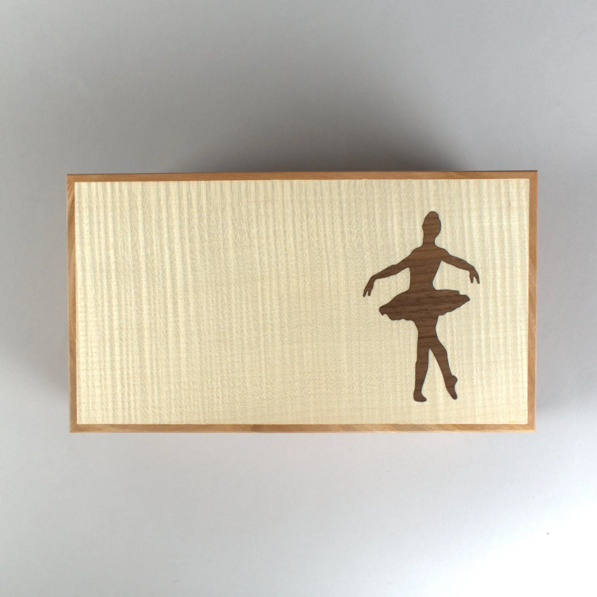Ballet dancer large box from above DSC_2273.jpg