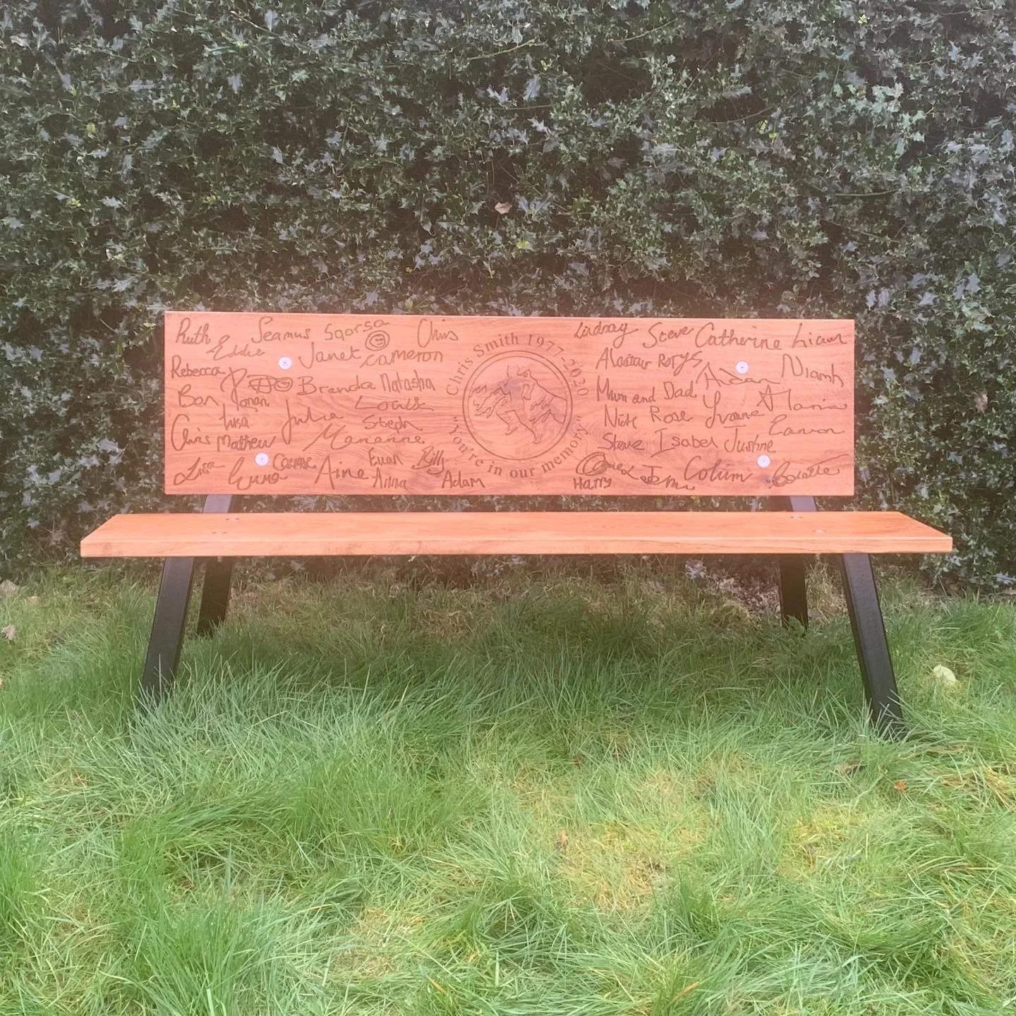 Handmade Memorial Garden Bench

A bespoke memorial garden bench made from solid oak, with hand-carved names, signatures and a central tribute detail. Designed as a lasting place for remembrance, it brings together personal meaning, natural timber and