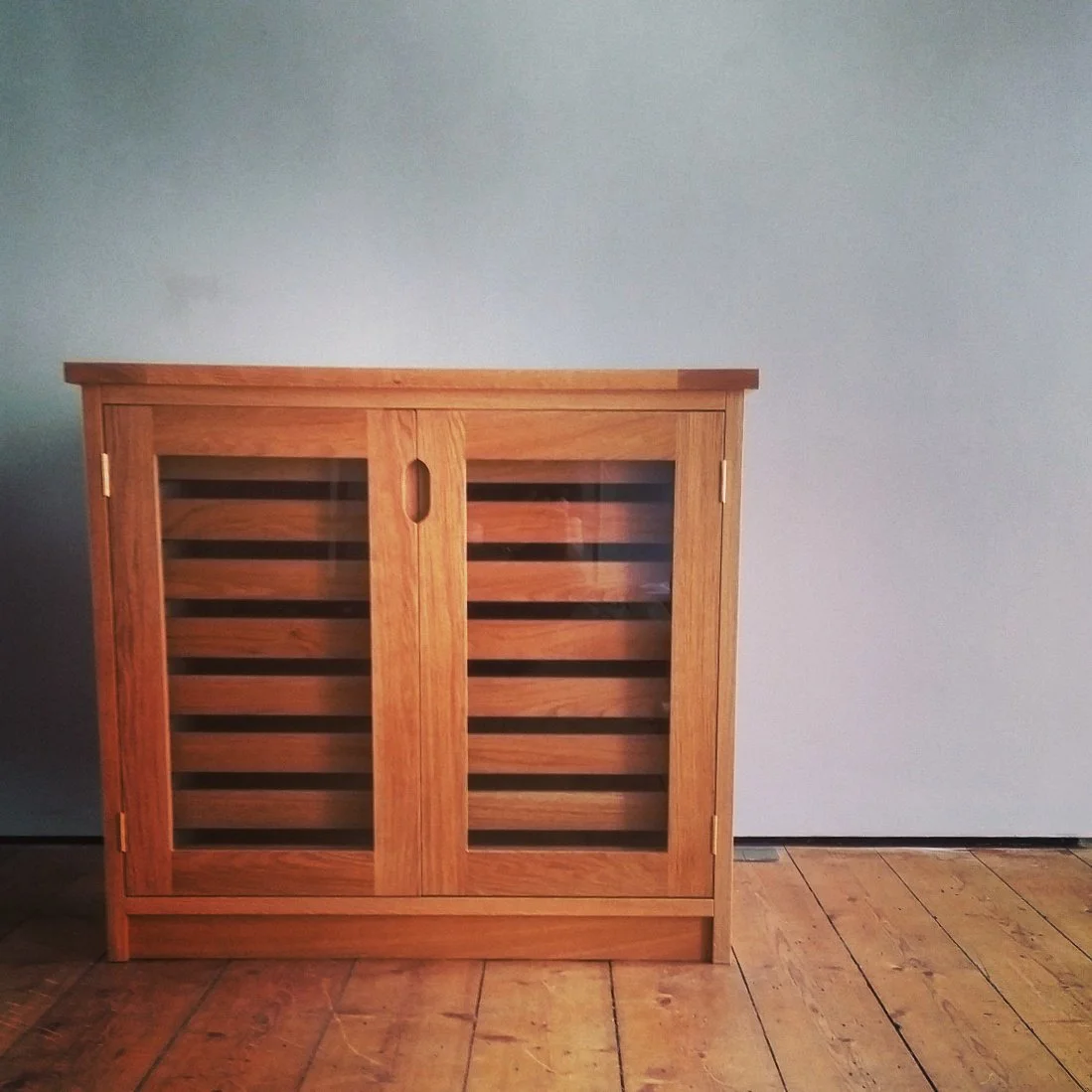 Handmade Oak Plan Chest

A bespoke oak plan chest designed for storing drawings, prints, artwork and large documents. The glazed front, shallow internal drawers and clean proportions give it a practical purpose while allowing the craftsmanship and na