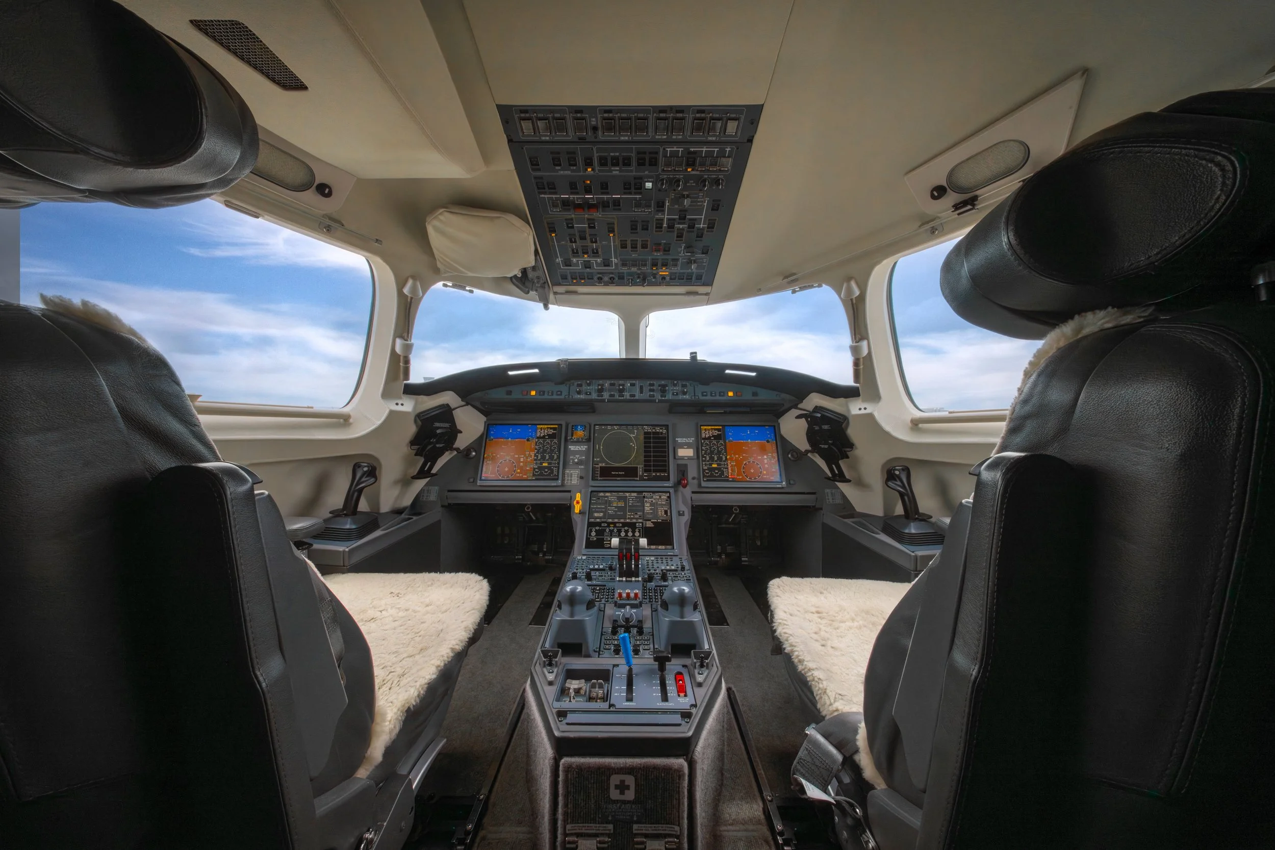 D'Assault · Falcon 7X