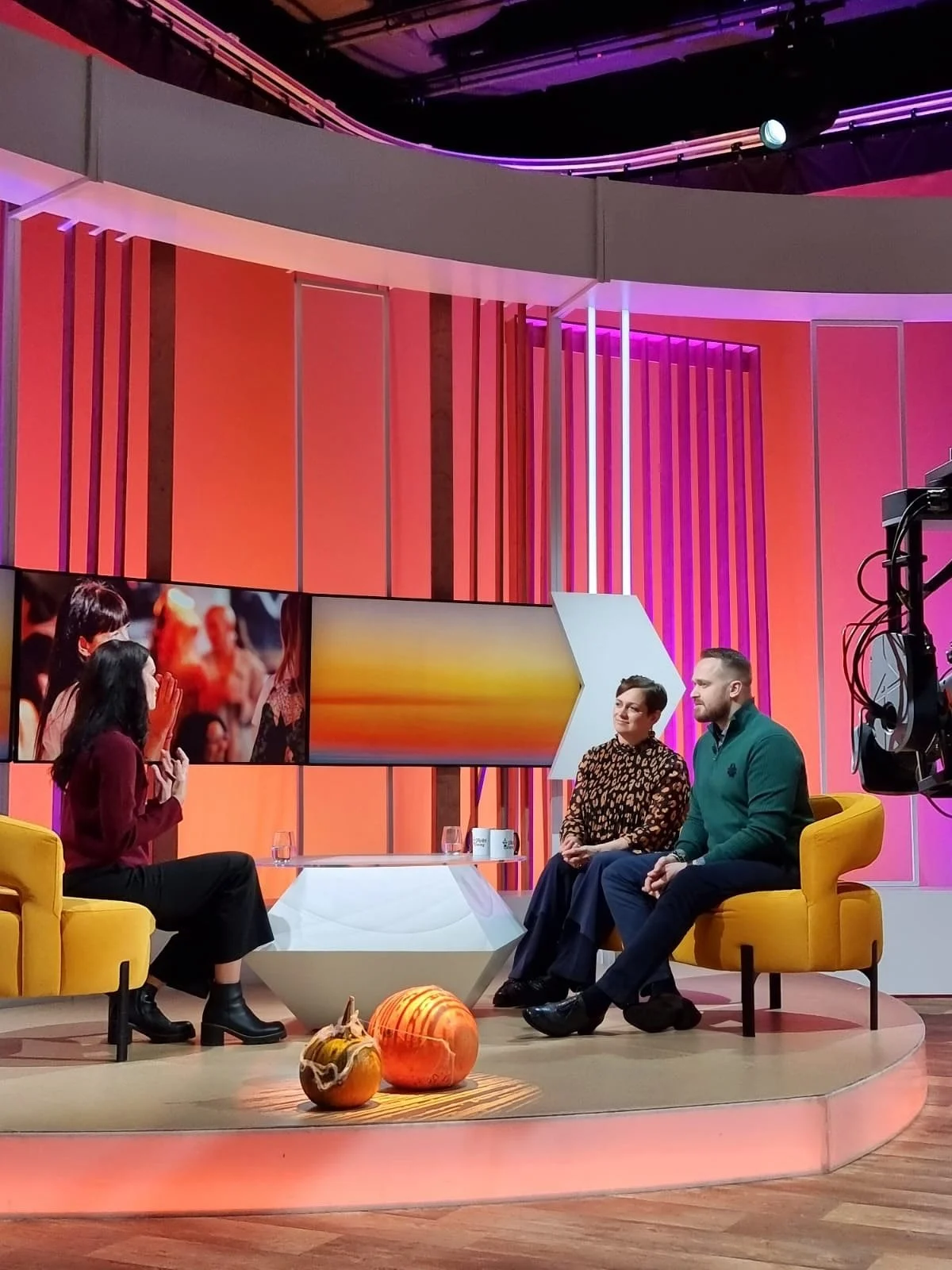 K&auml;isin t&auml;na Kanal 2s r&auml;&auml;kimas Alexanderi tehnikast ja Kehataju p&auml;evast, mis on toimumas juba homme, 1.nov Fotografiskas!  Vaata - kuula saadet j&auml;rgi siit 👉🏻https://duoplay.ee/