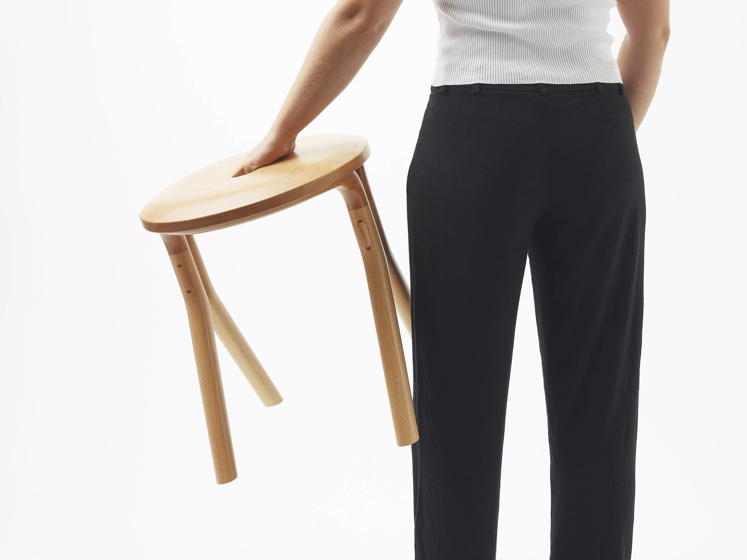 Terna_Stool_Holding.jpg