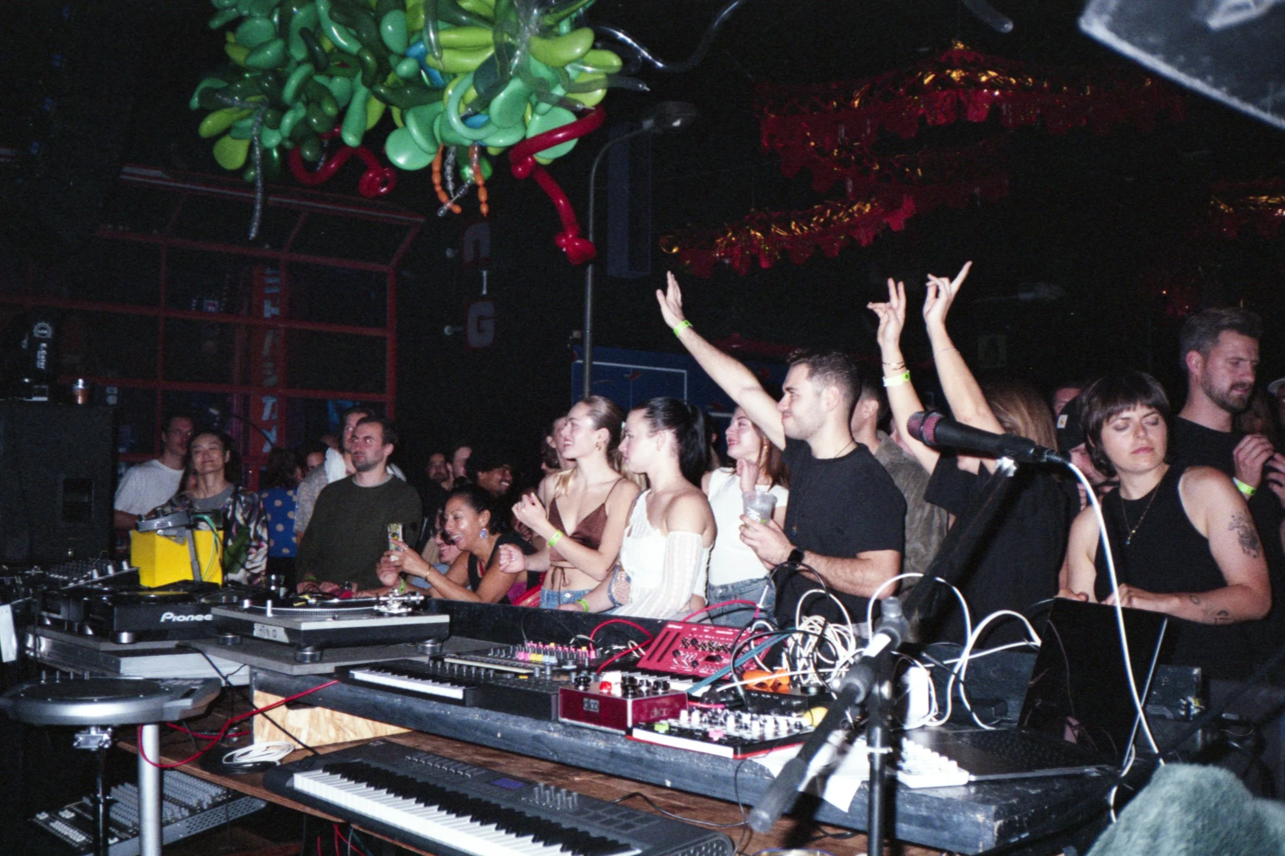 Deepgrooves X Amsterdam Dance Event (2022)