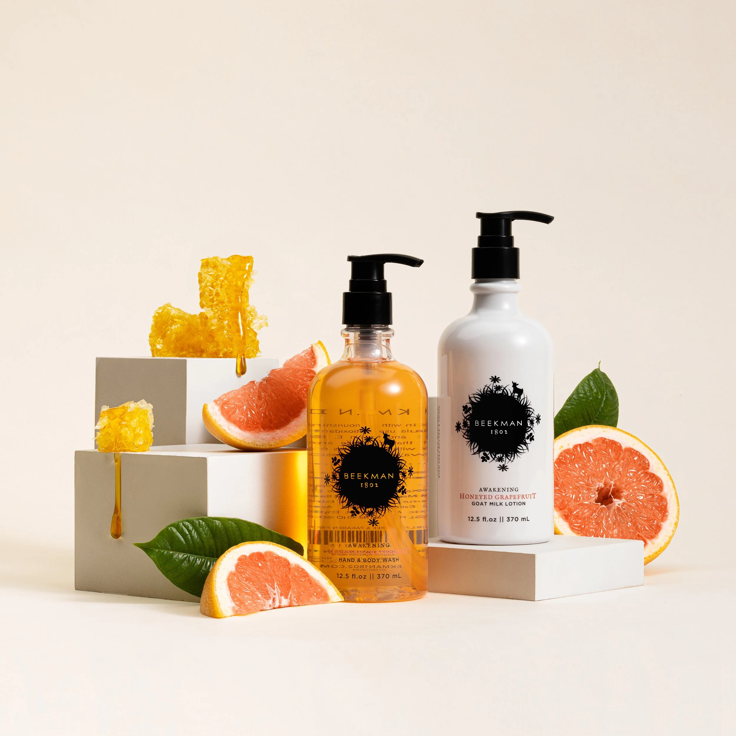 2022_Beekman1802_NDS_Lotion_HandSoap_HoneyedGrapeFruit_02_1x1.jpg