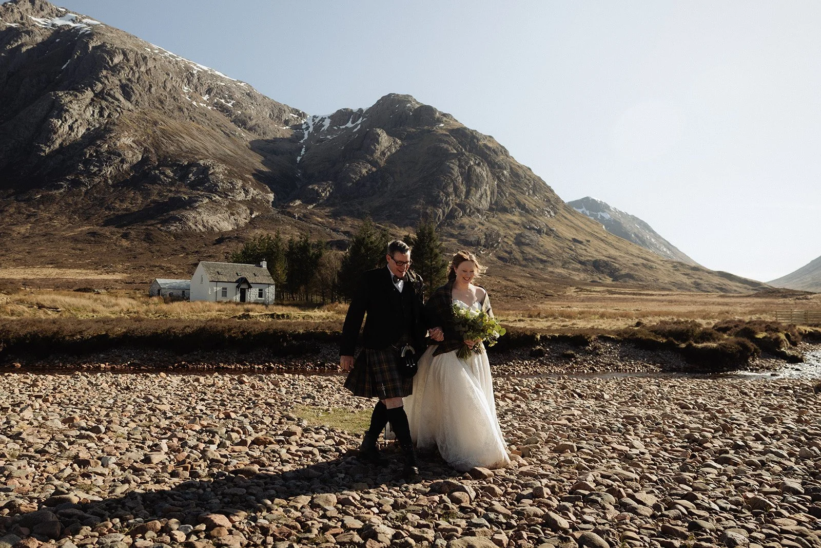 A Joyful Elopement in Glencoe on a Sunny Spring Day