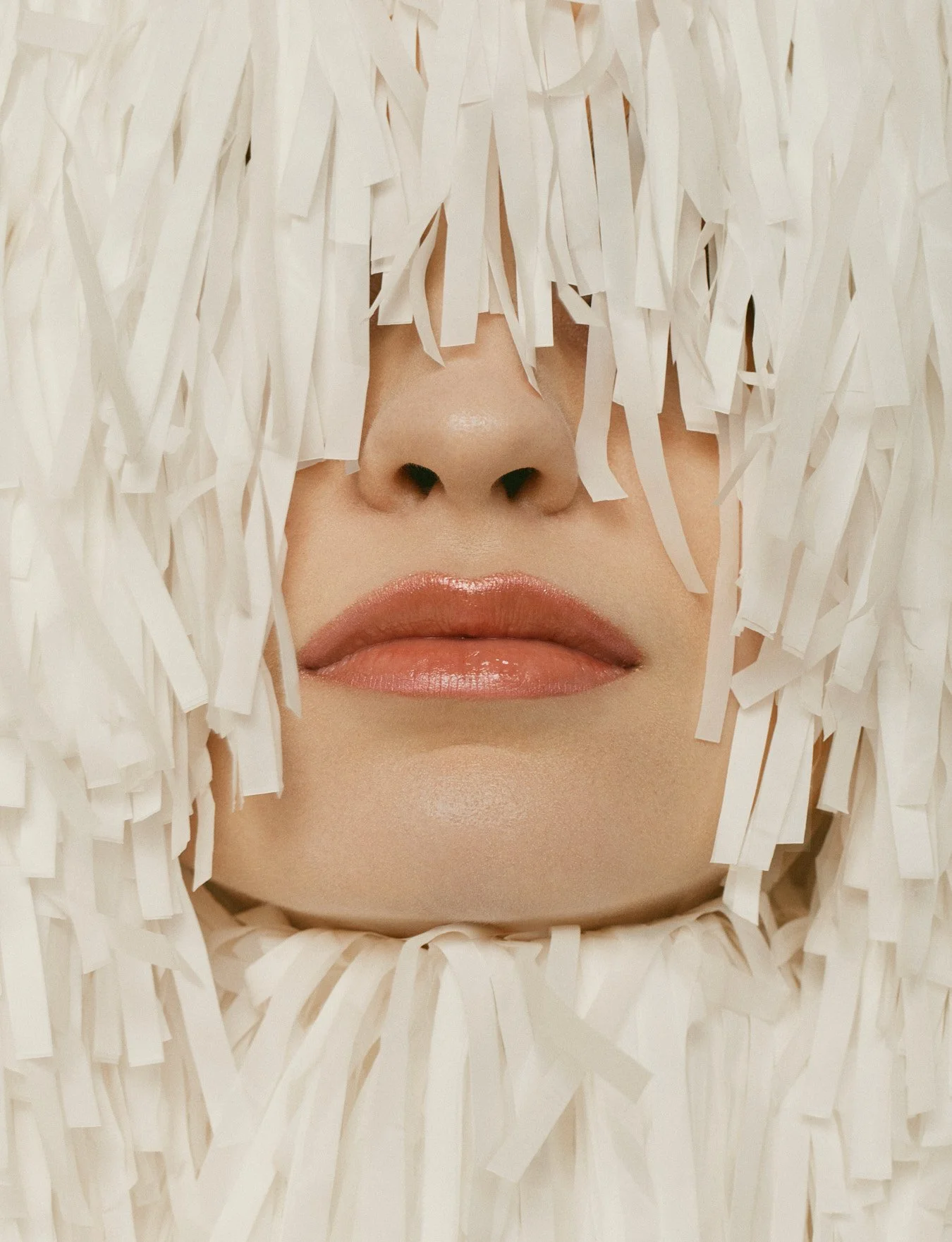MIRRORMIRROR_NAOMIE_LAAN_CHANEL_01.jpg