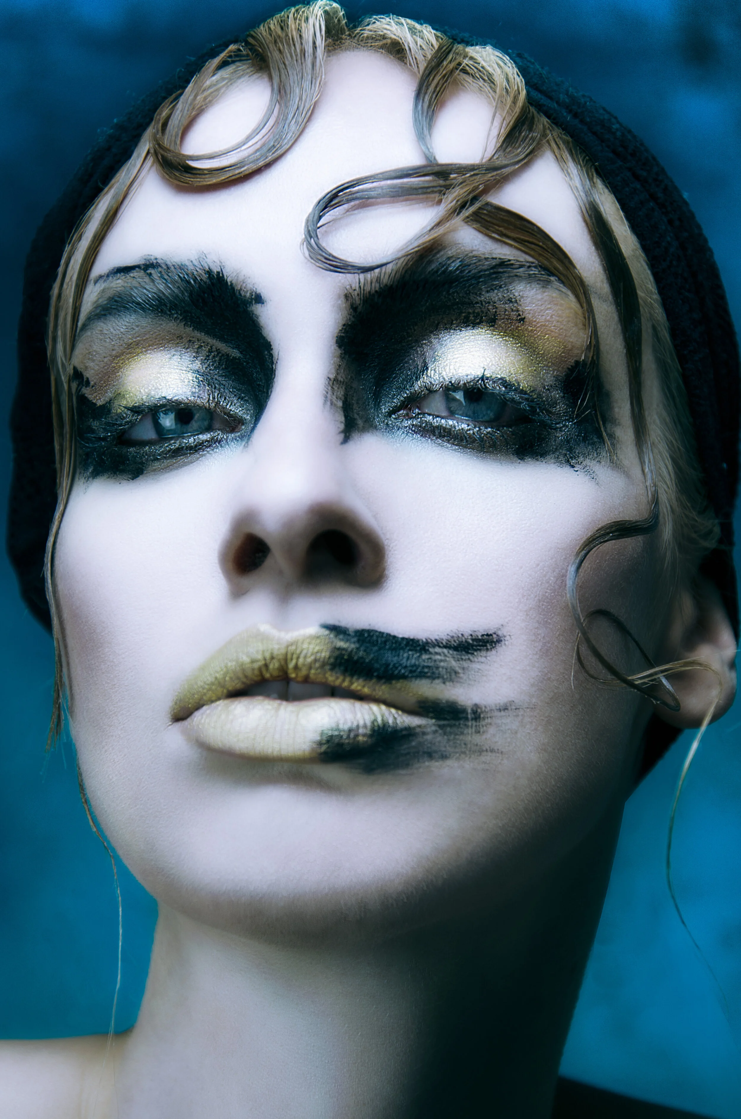 FACE PAINT — MIRROR MIRROR MAGAZINE