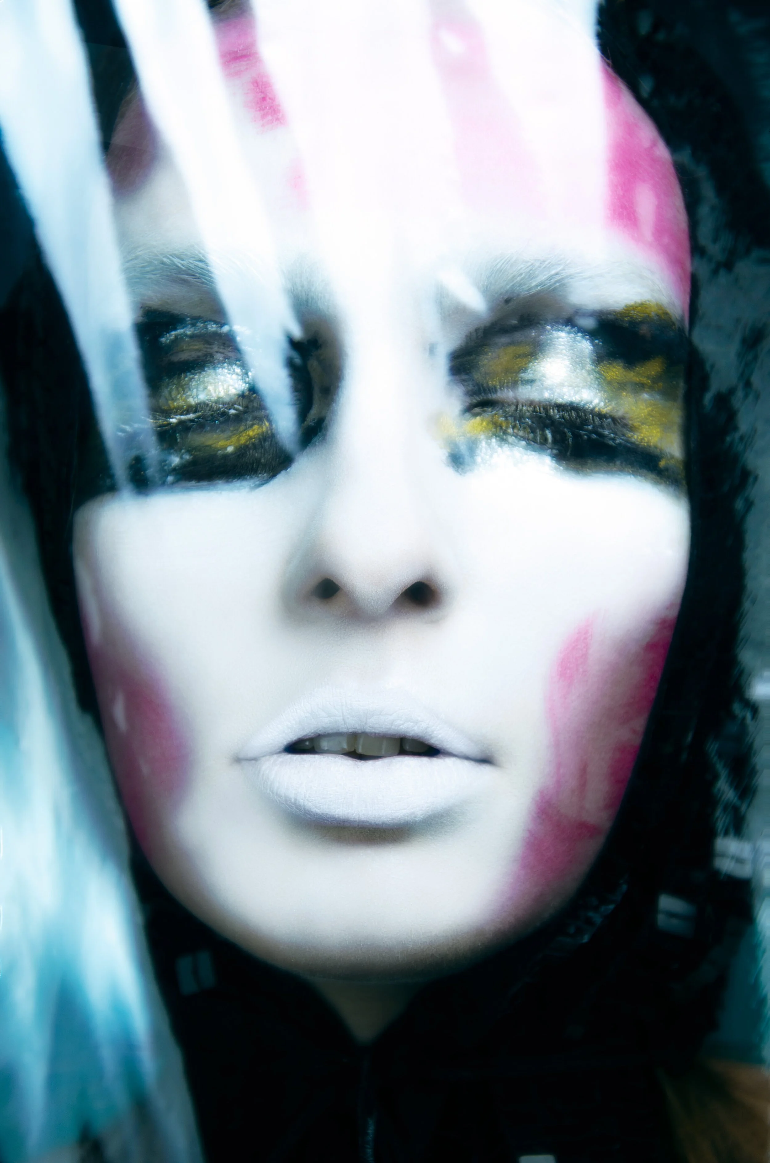 FACE PAINT