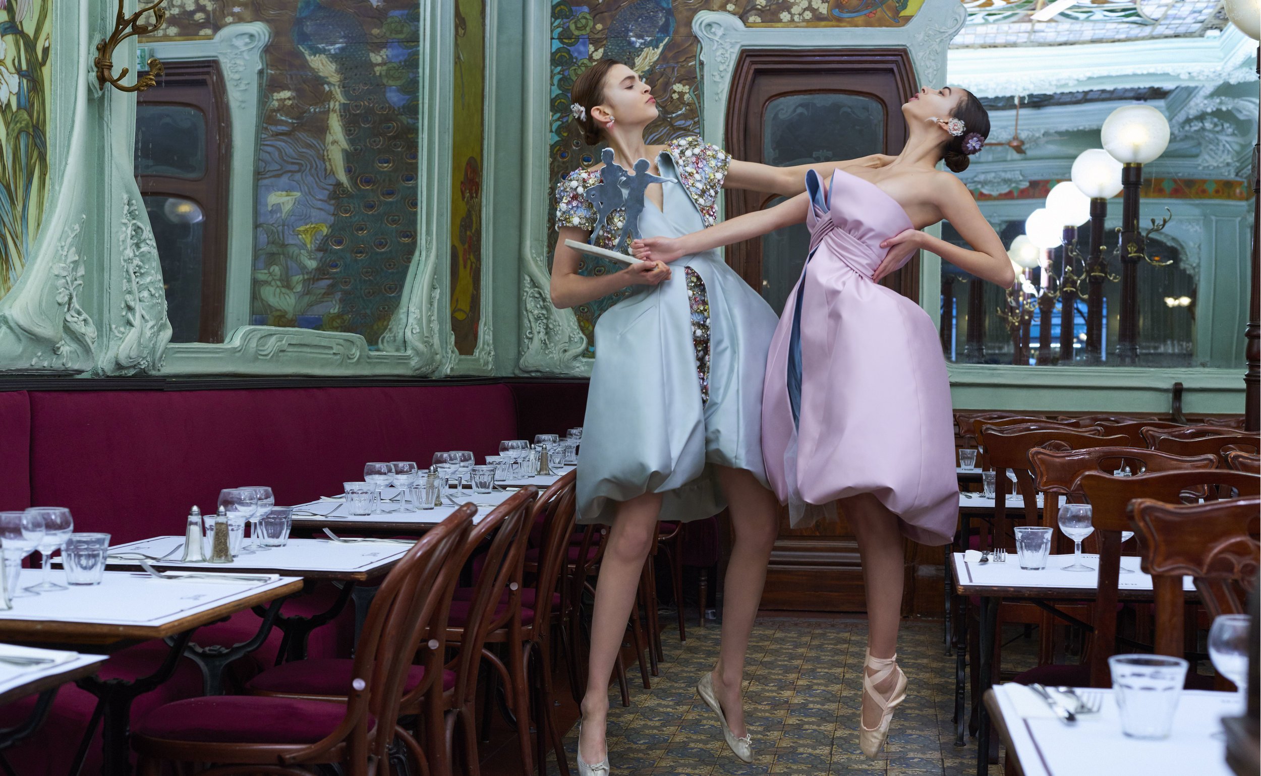 ALORS ON DANSE  by Jasper Abels