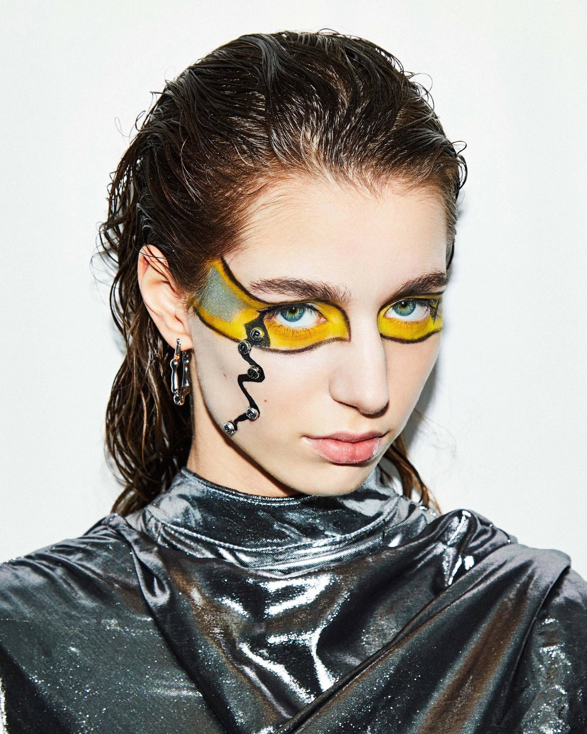 Make-up-school-202219654.jpg