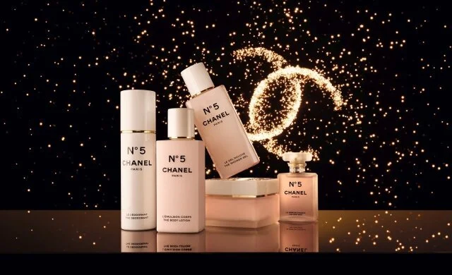 THE FINISHING TOUCH VAN CHANEL