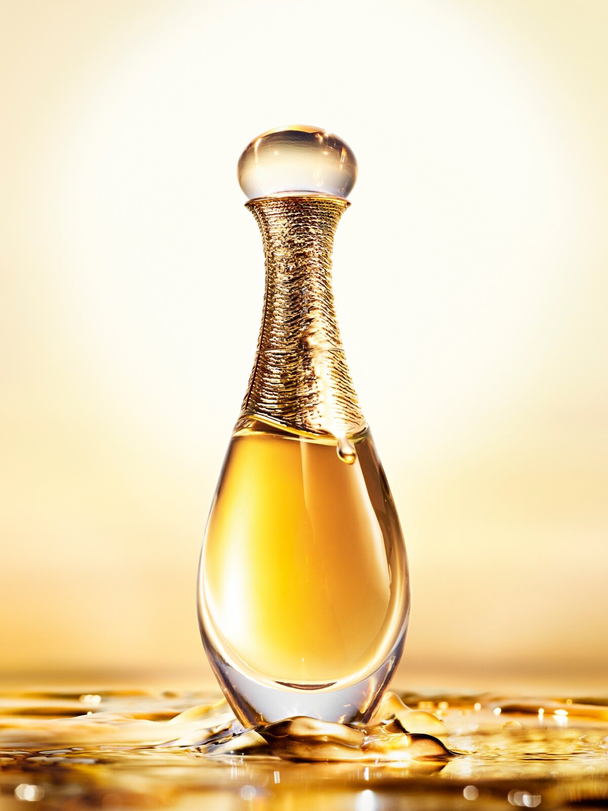 J’ADORE DIOR: DE WEDERGEBOORTE