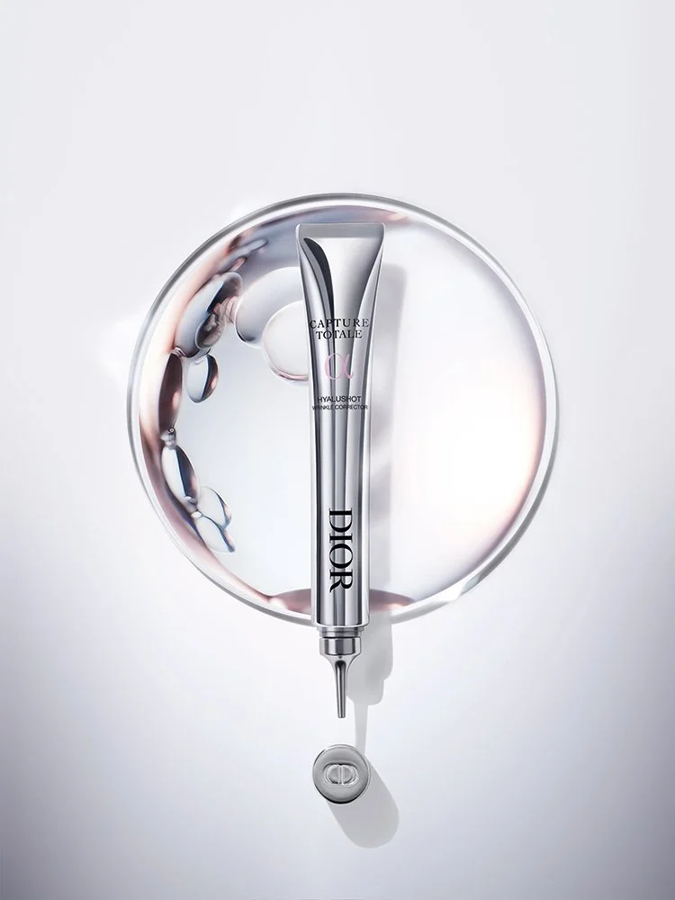 SHOOT YOUR DIOR SHOT: CAPTURE TOTALE HYALUSHOT 