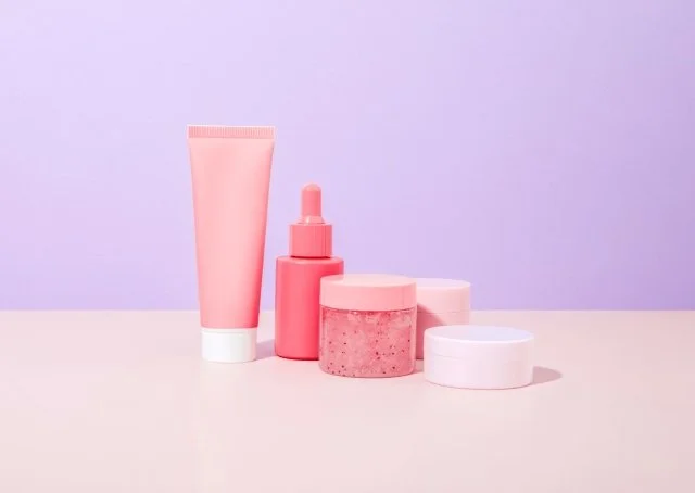 DEZE SITE SCHEIDT COSMETICA FEITEN VAN FABELS