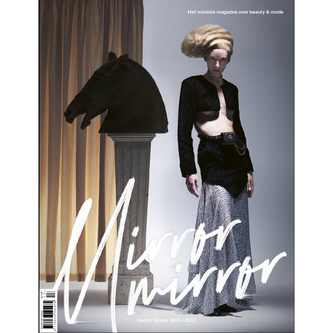#13 MIRROR MIRROR Winter 2021/2022 (Link digital pdf by email)