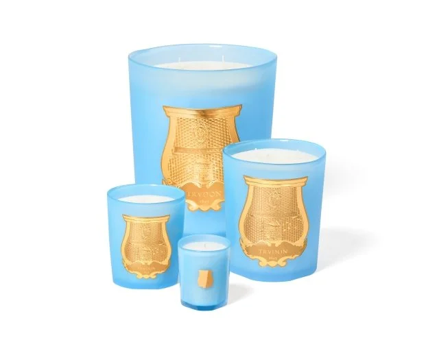 TRUDON NEEMT JE MEE NAAR VERSAILLES