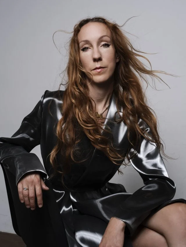 DEZE DRASTISCHE BESLISSING NEEMT IRIS VAN HERPEN